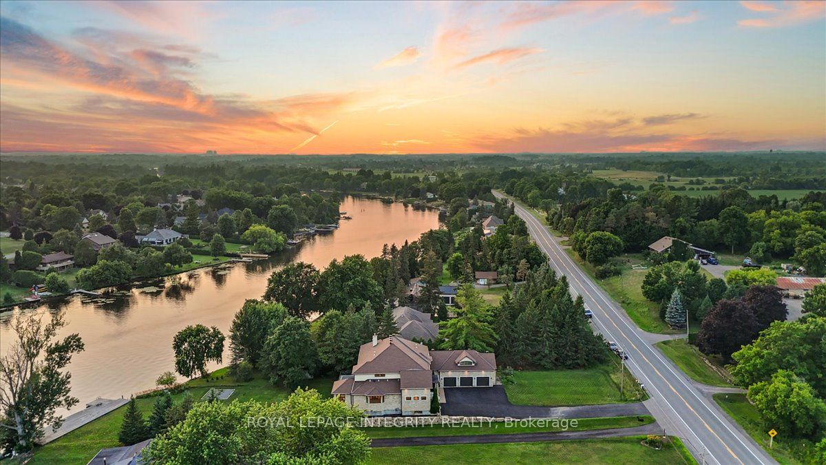 1180 River Road Property Photo 2