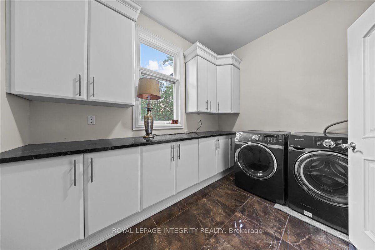 1180 River Road Property Photo 25