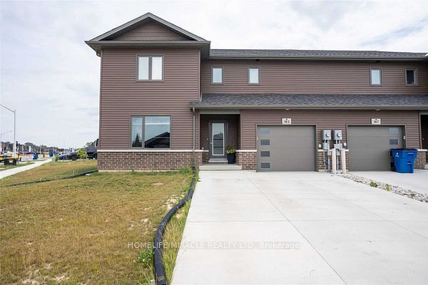 X12311778 Property Photo 1