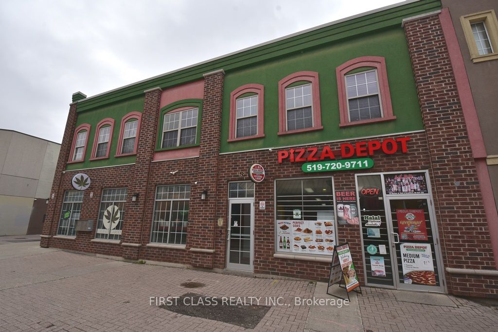 18 Market St Property Photo 1