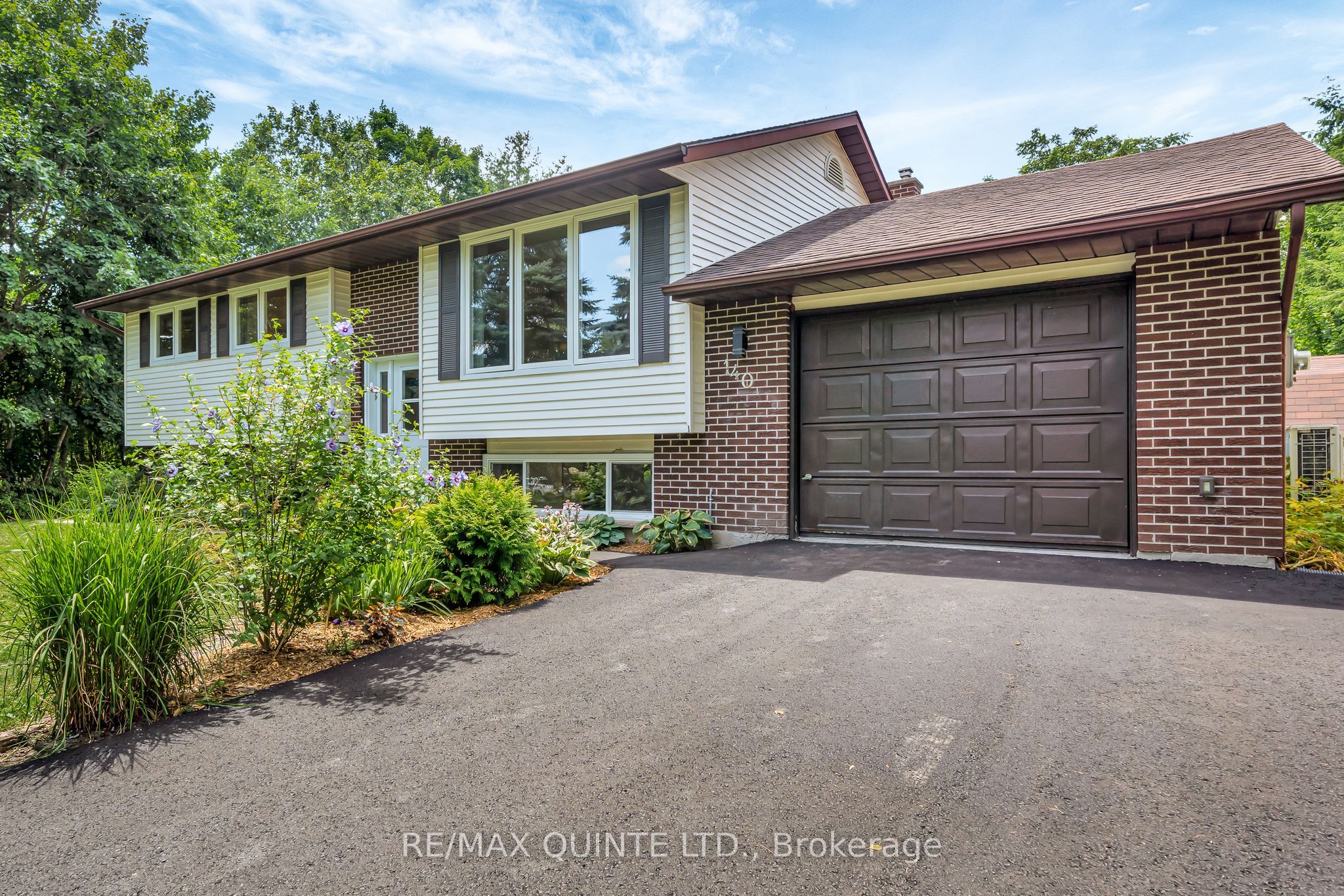 140 Edward St Property Photo 1