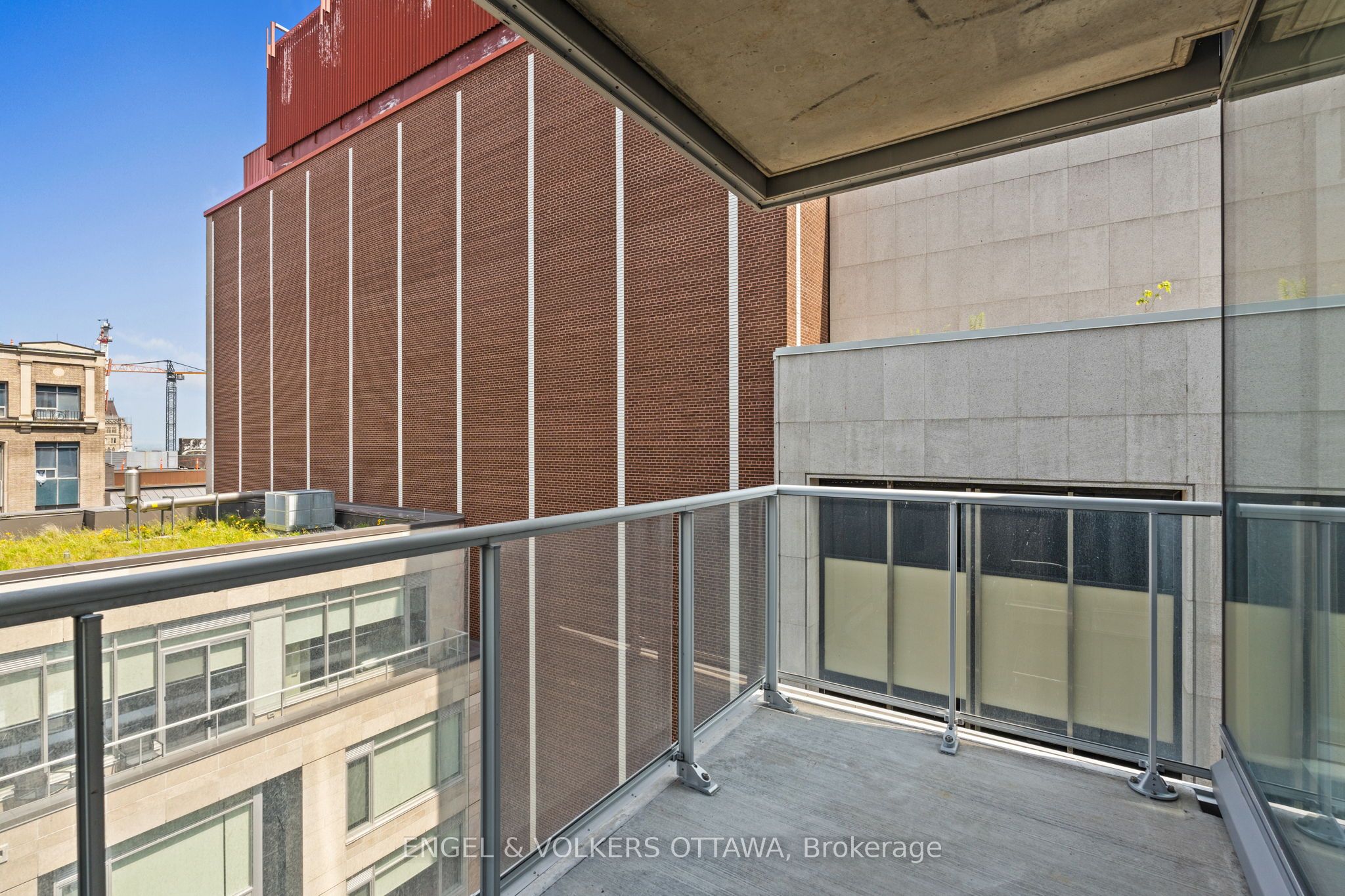 101 Queen Street 807 Property Photo 36