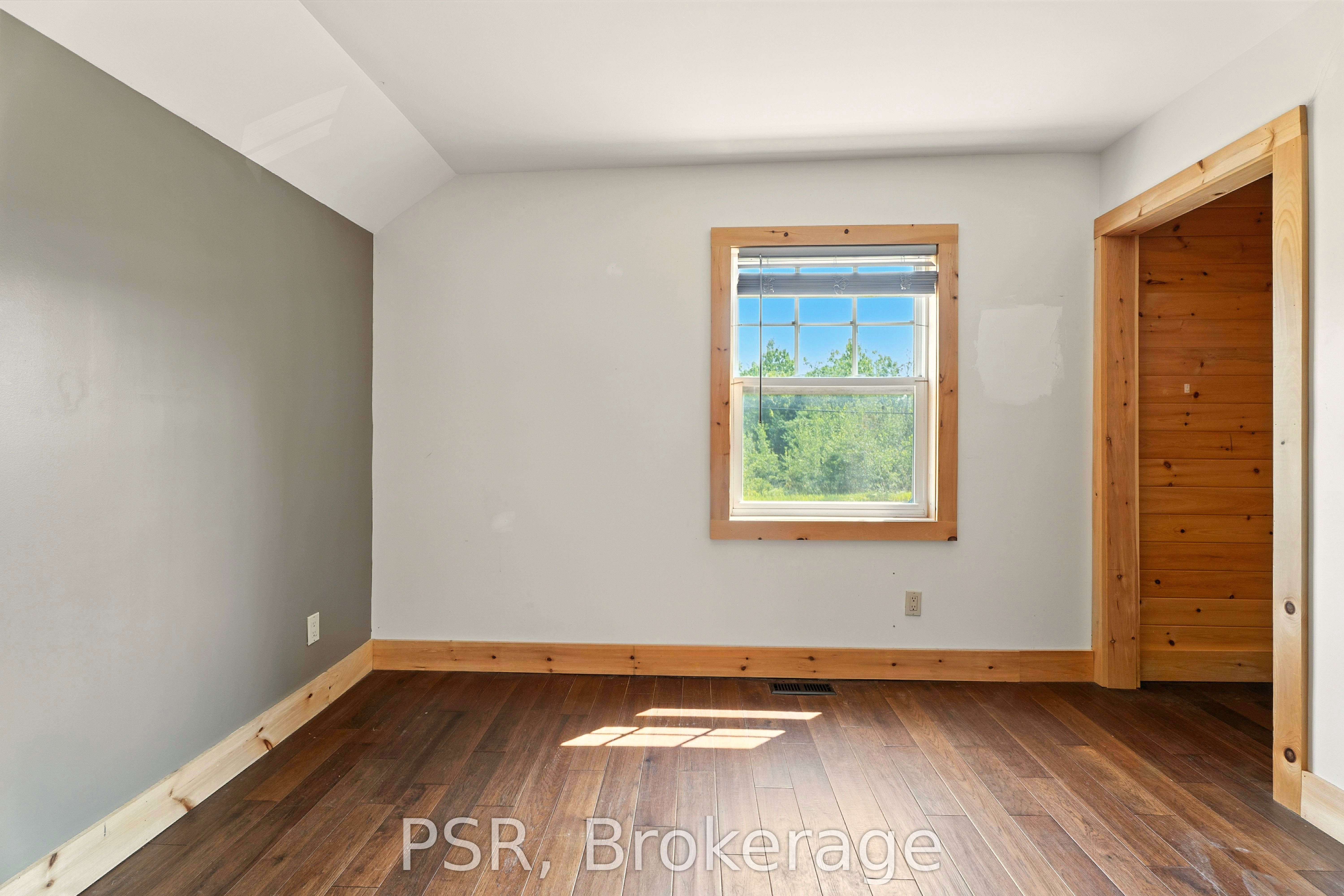 2676 Muskoka District 169 Road Property Photo 16
