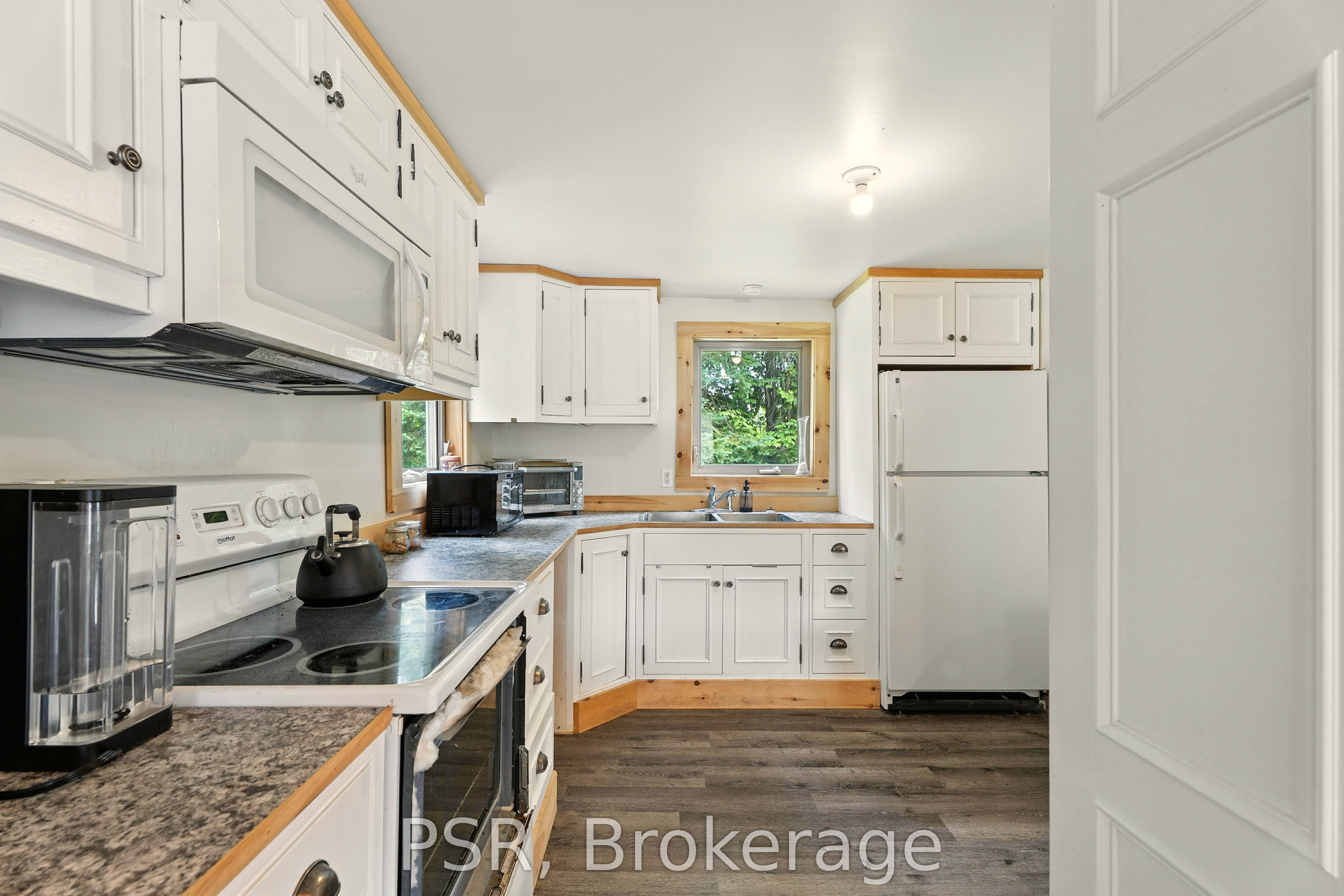 2676 Muskoka District 169 Road Property Photo 35