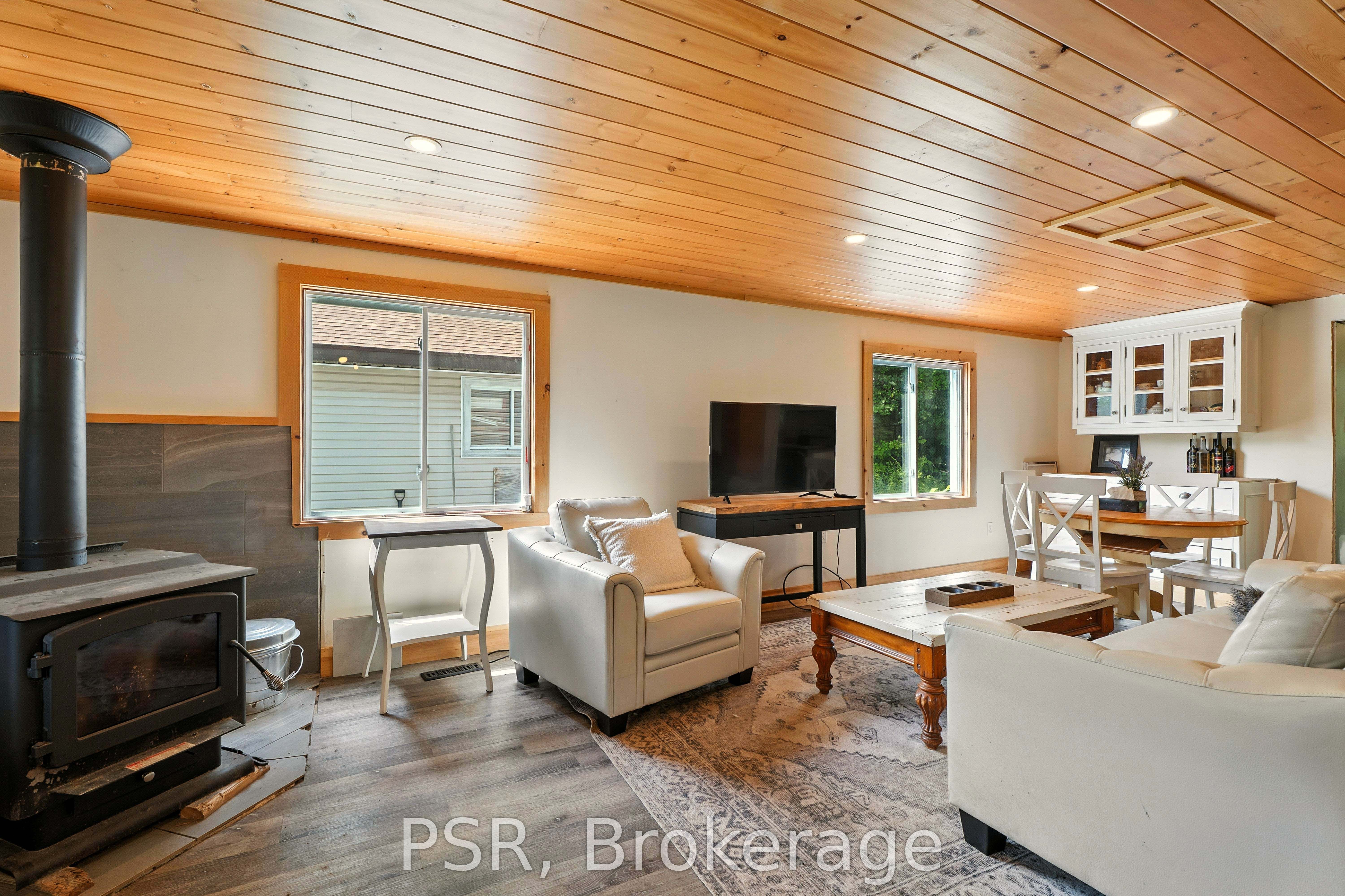 2676 Muskoka District 169 Road Property Photo 41