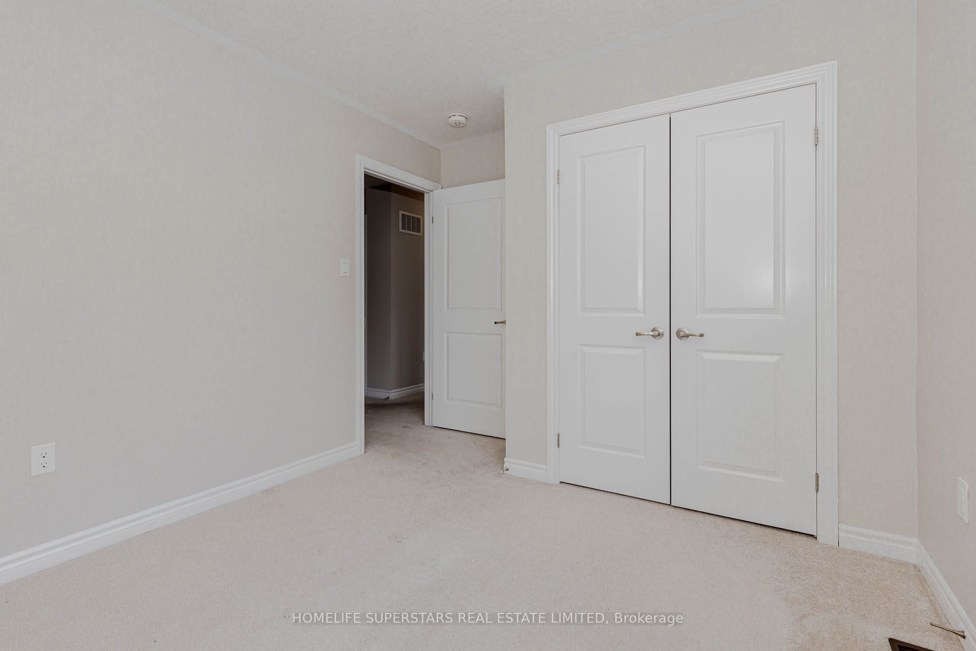 10 Macklin Street Property Photo 35