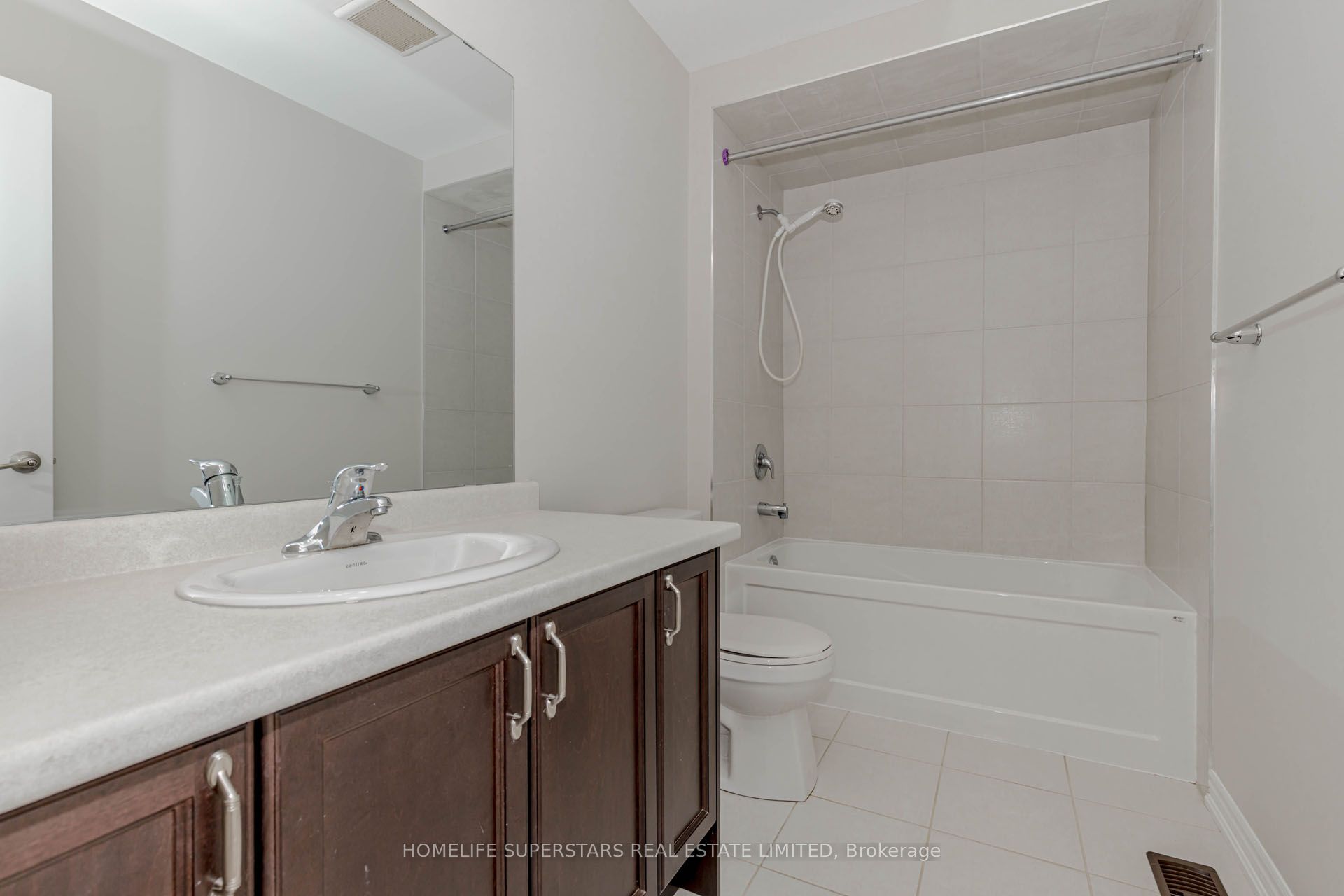 10 Macklin Street Property Photo 36