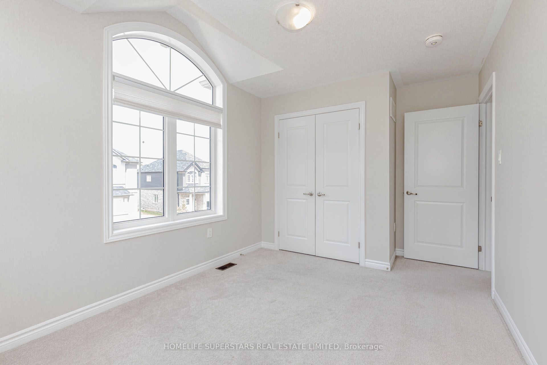 10 Macklin Street Property Photo 44