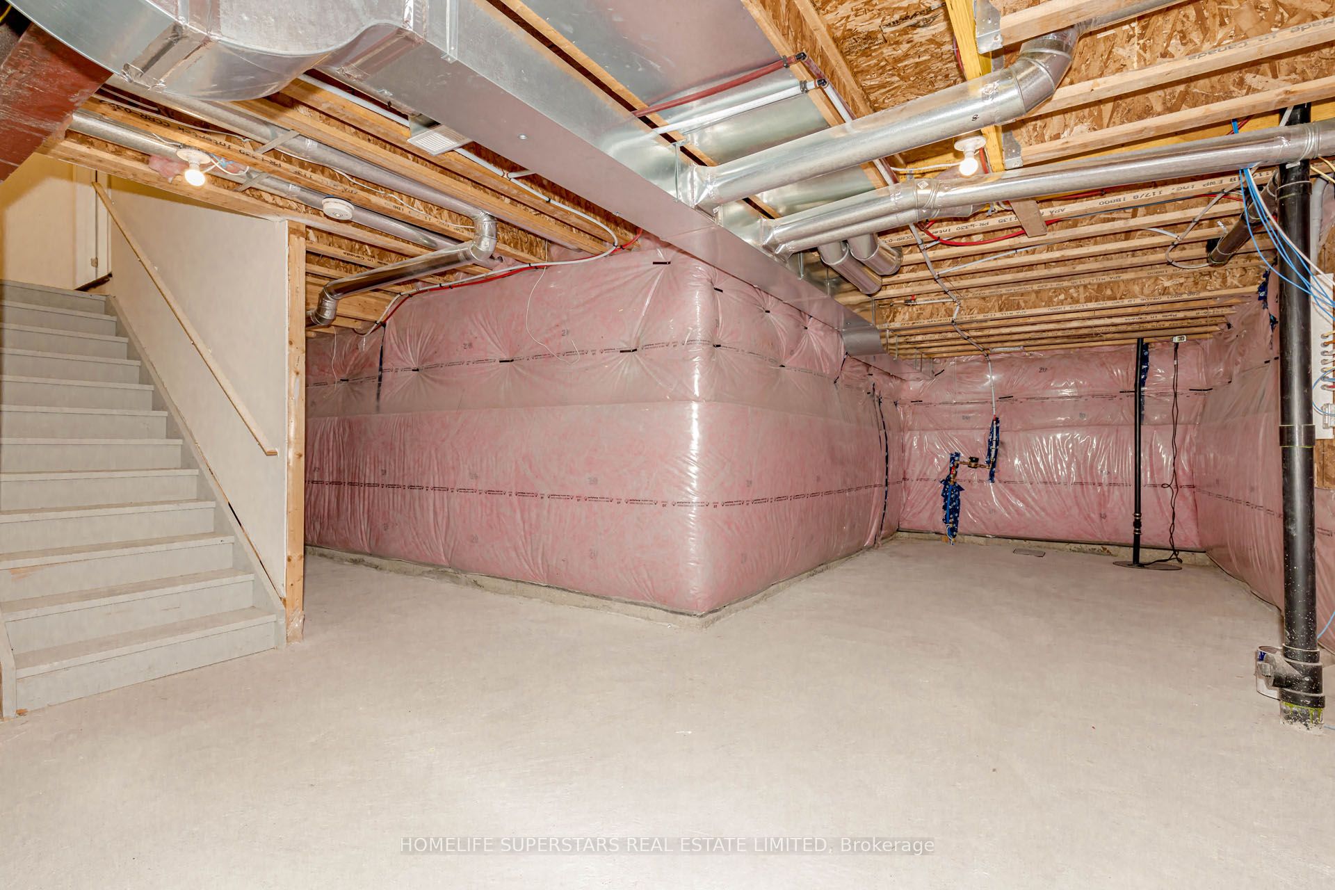 10 Macklin Street Property Photo 46
