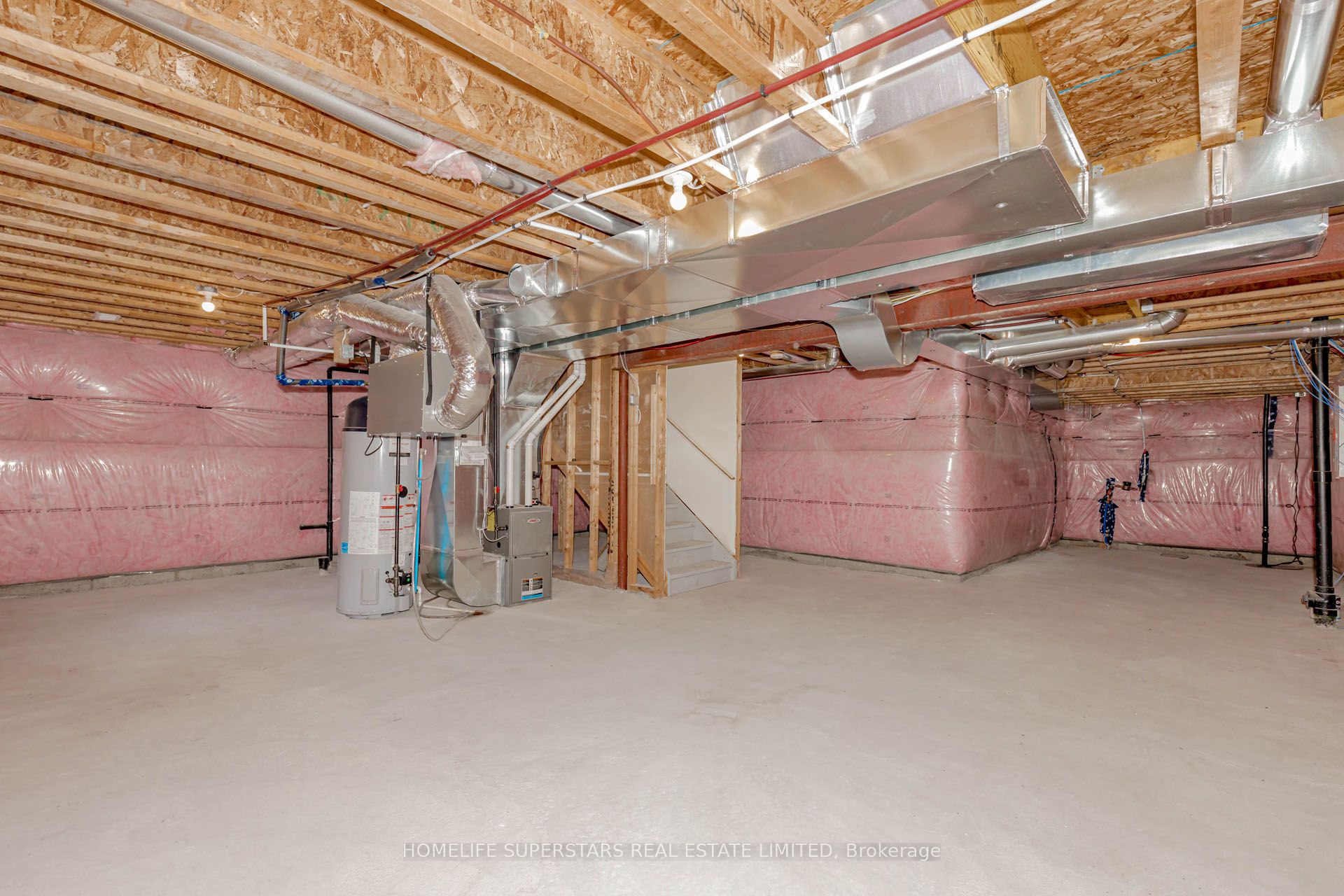 10 Macklin Street Property Photo 48
