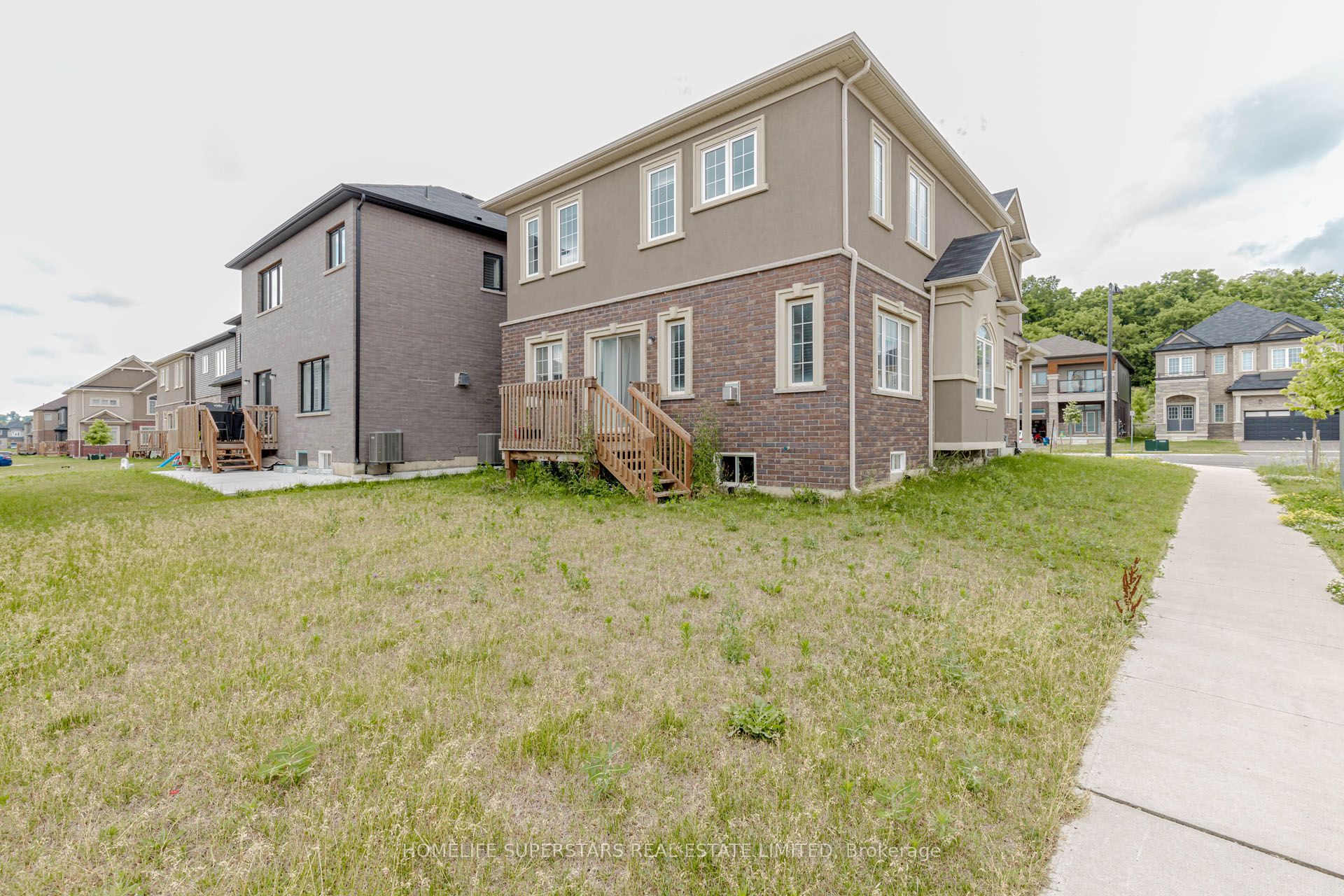 10 Macklin Street Property Photo 49