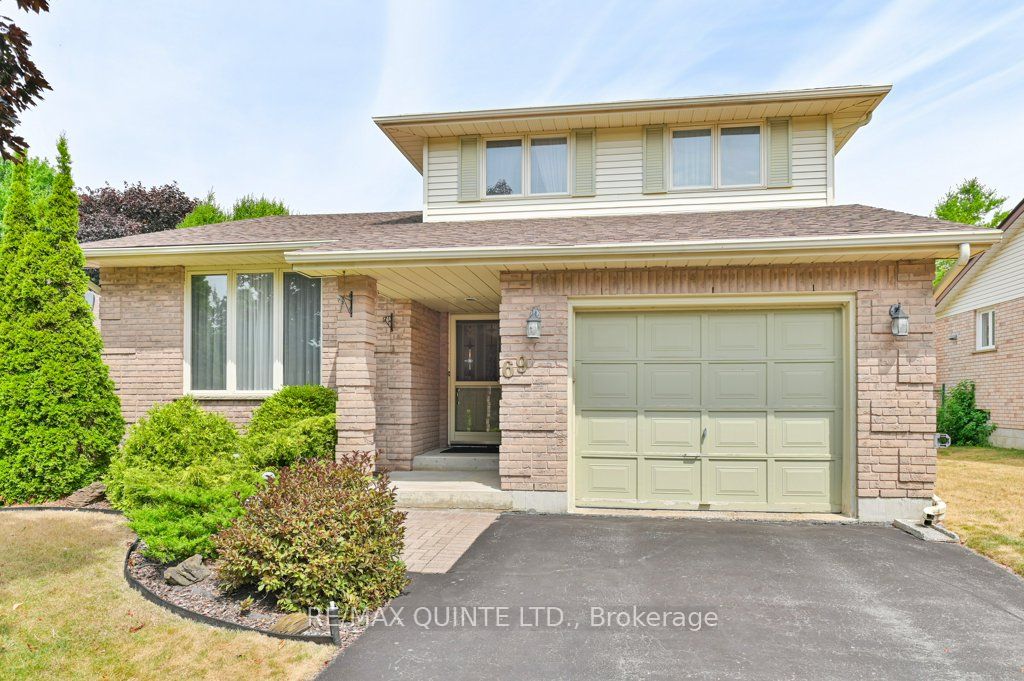 69 Parkview Heights Property Photo 1