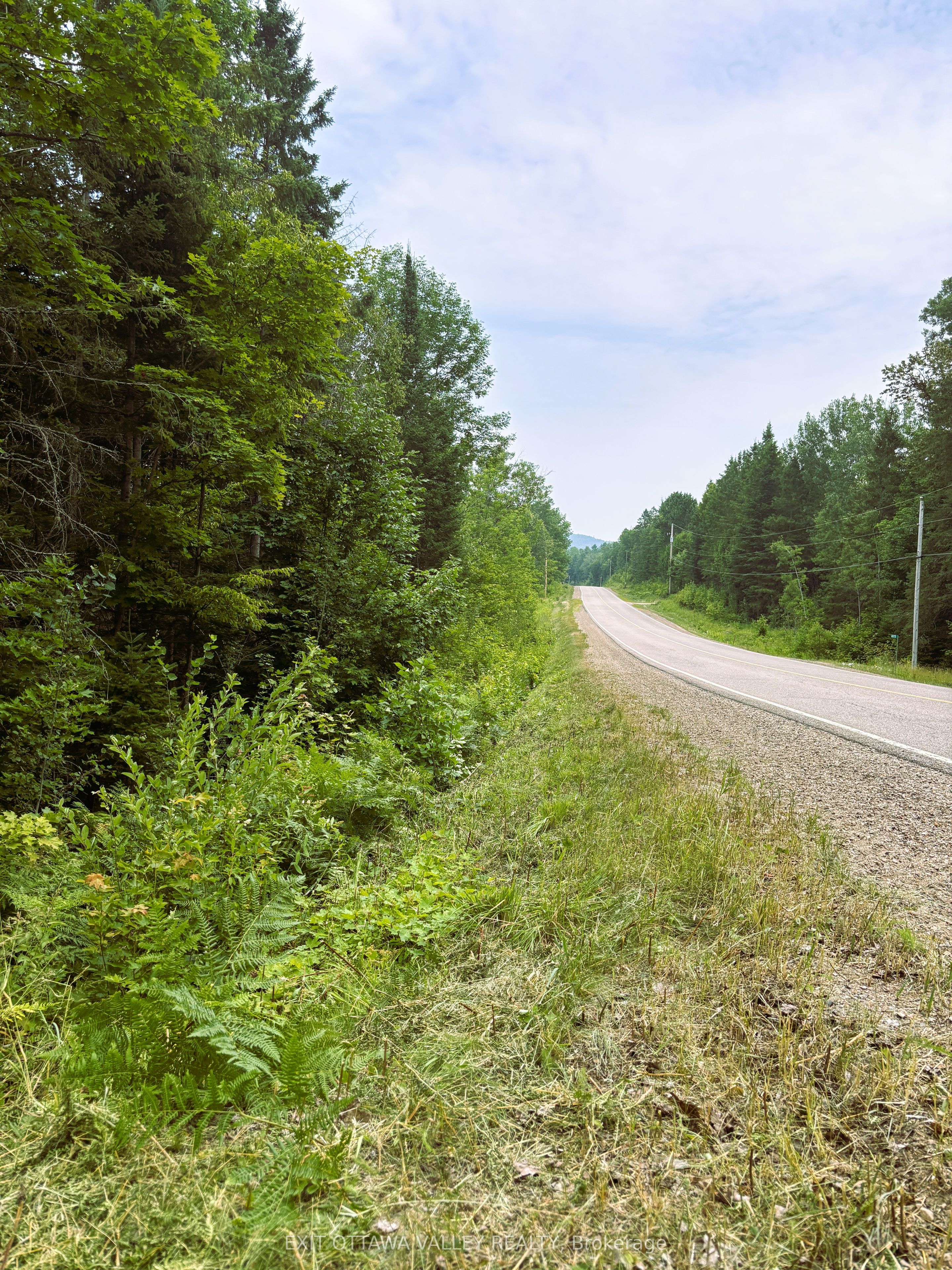 001 Siberia Road Property Photo 4