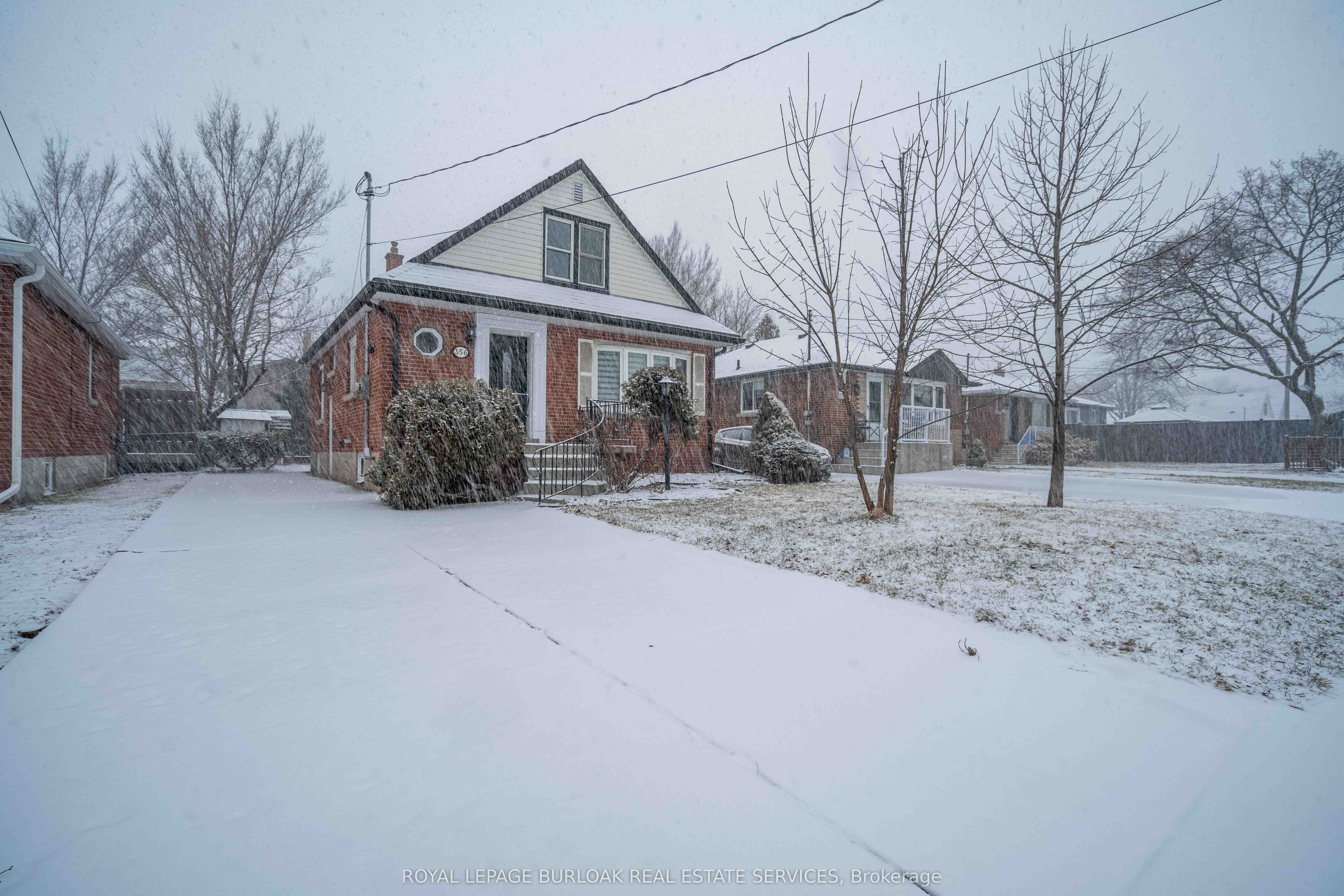 356 East 17th Street Lower Property Photo 2