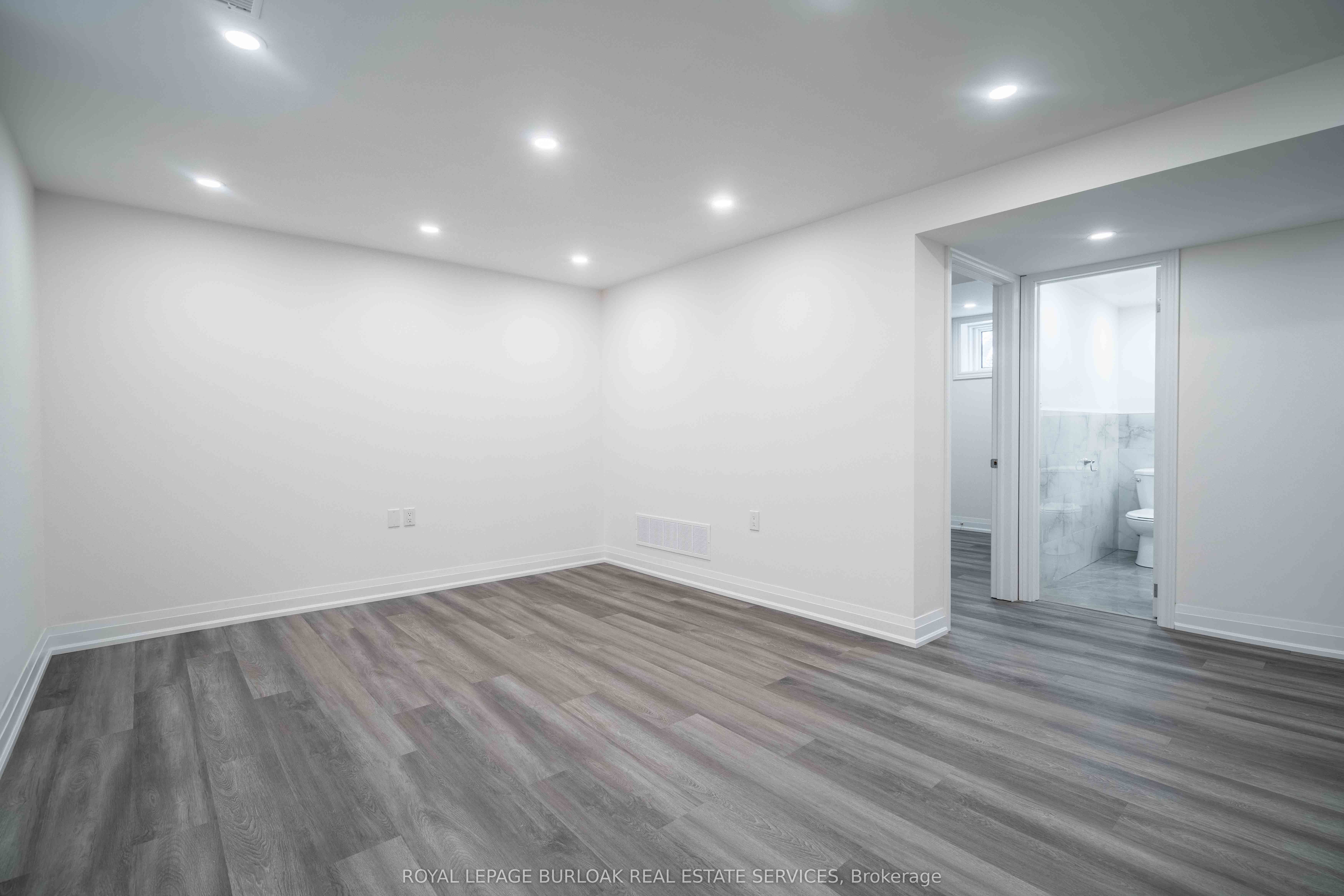 356 East 17th Street Lower Property Photo 8