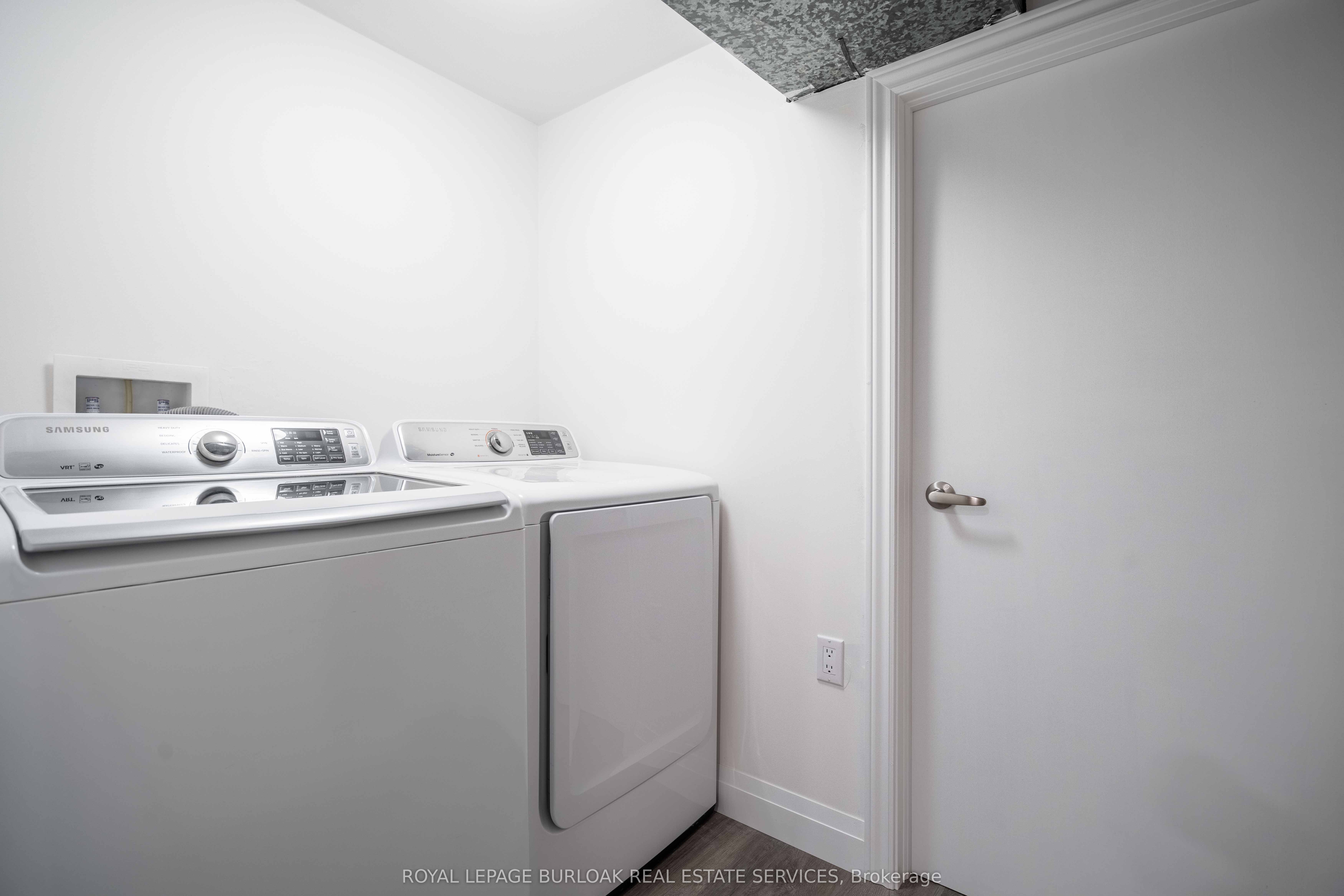 356 East 17th Street Lower Property Photo 14