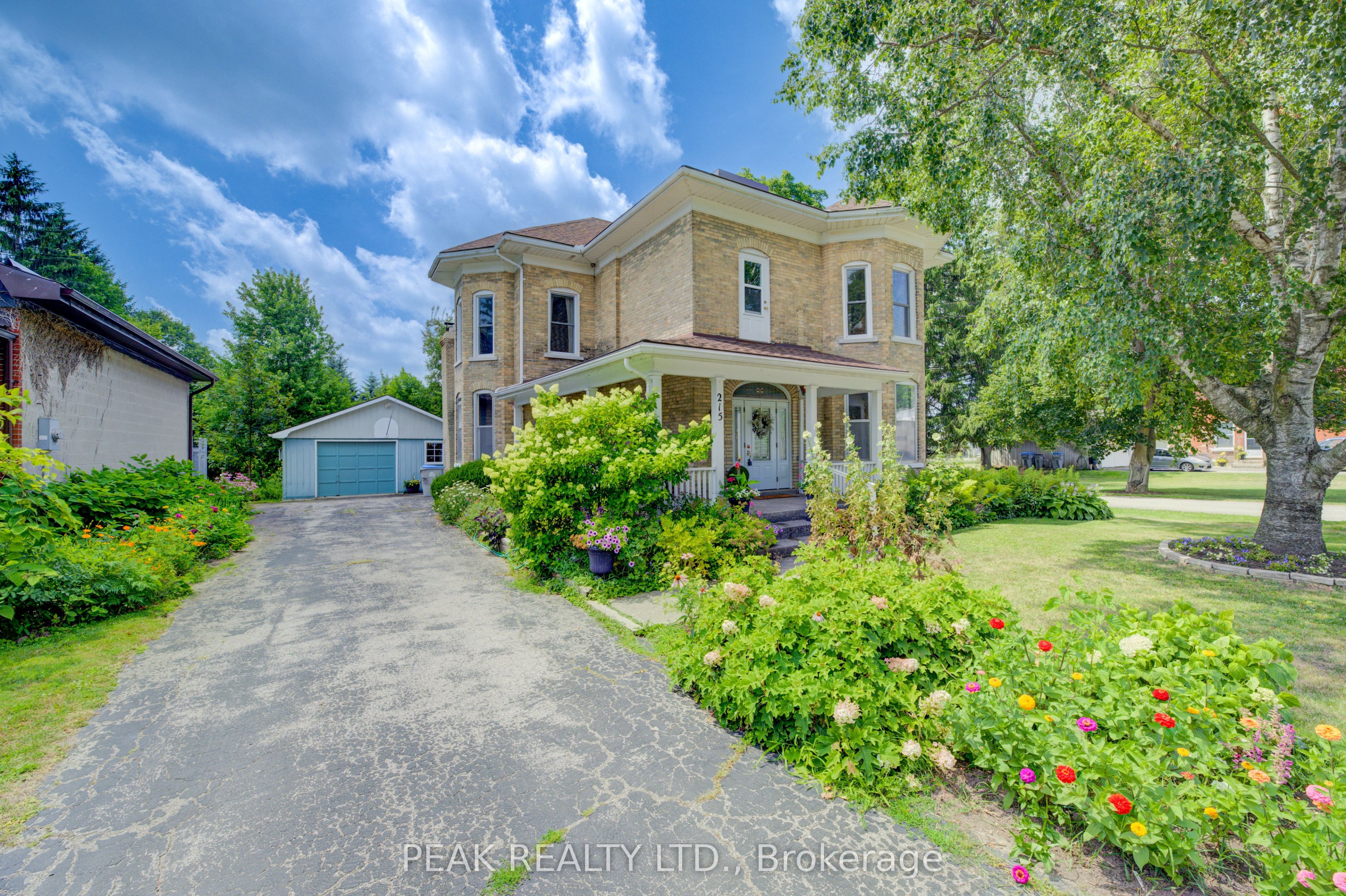 215 Huron Road Property Photo 1