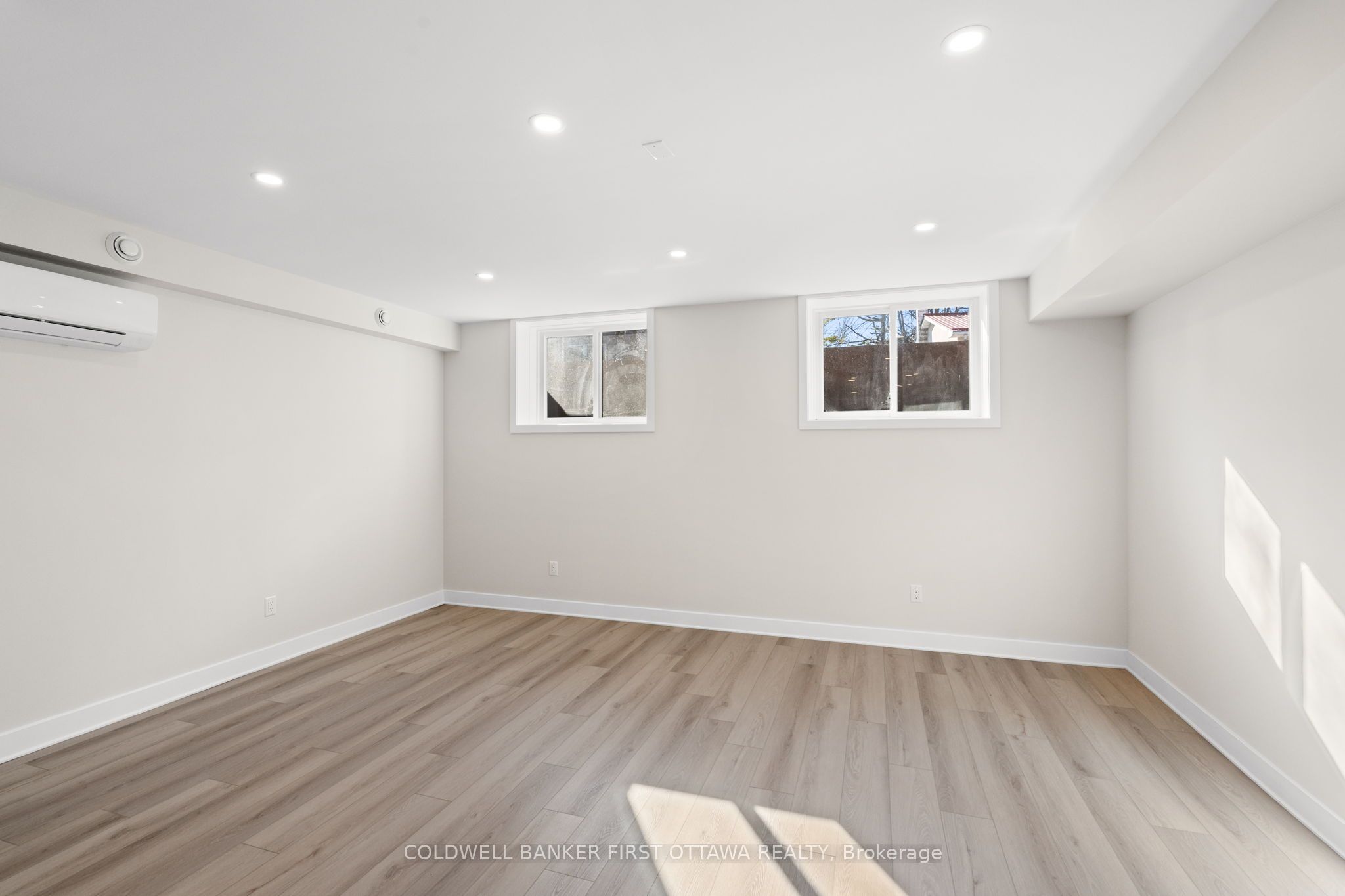 279 Enclave Walk B Property Photo 11