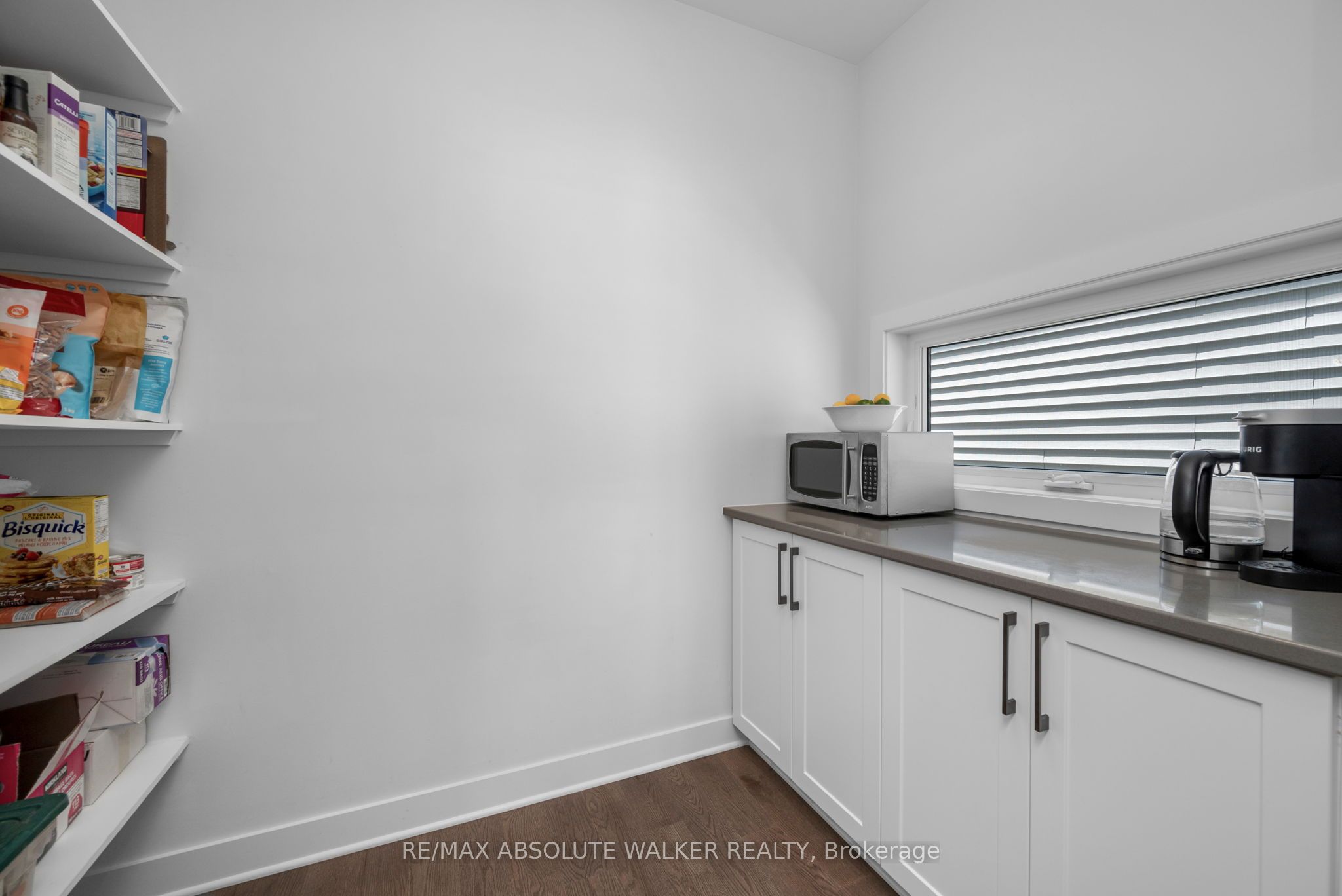 175 Crevasse Road Property Photo 9
