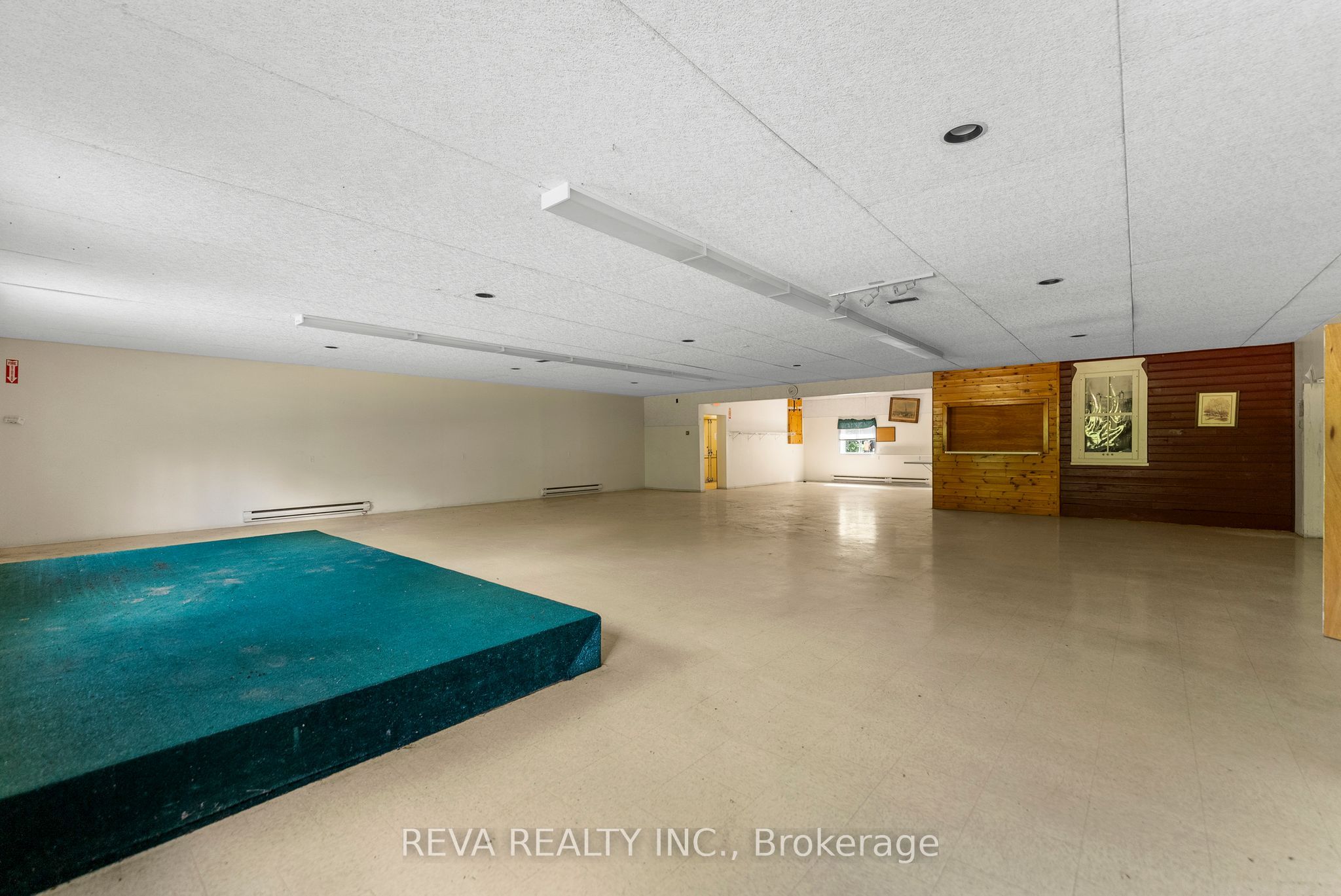 786 Centreview Road Property Photo 7