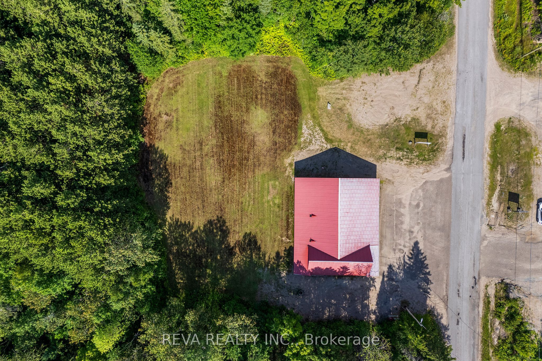786 Centreview Road Property Photo 14