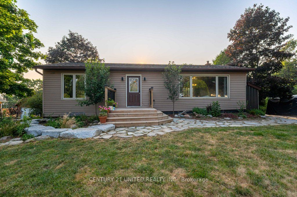 366 Indian Trail Property Photo 1
