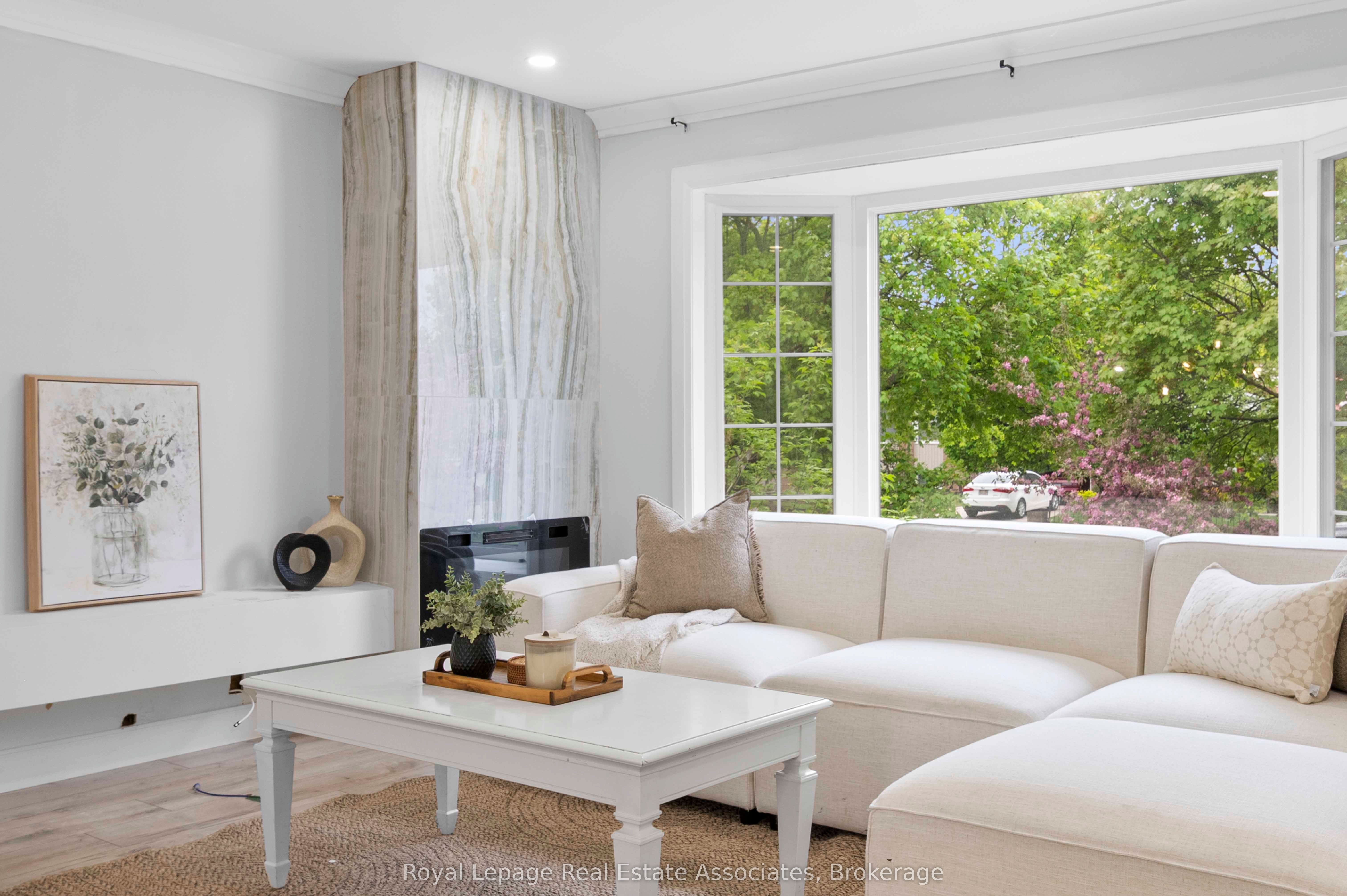 1236 Avonlea Road Property Photo 13