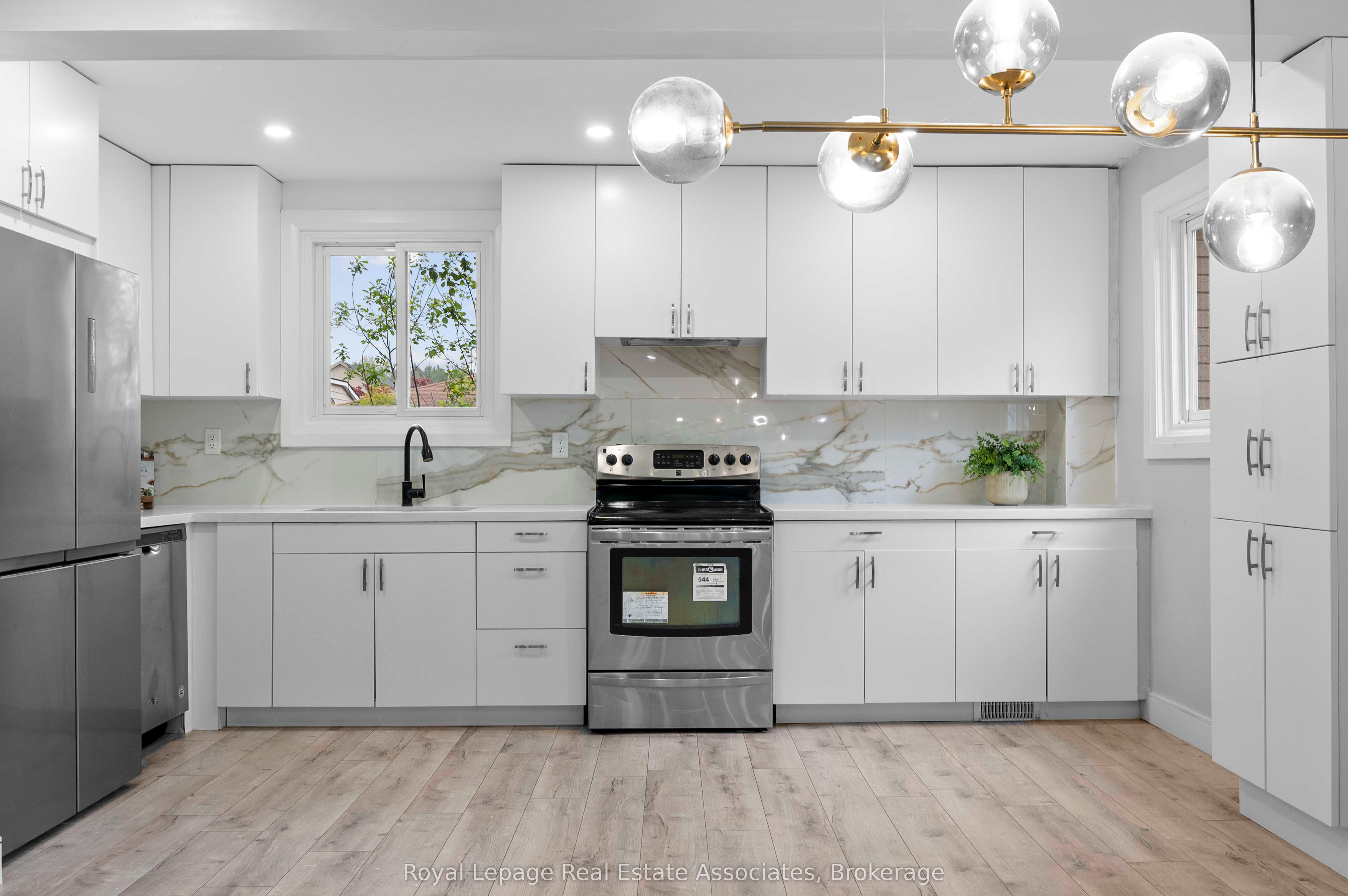 1236 Avonlea Road Property Photo 15