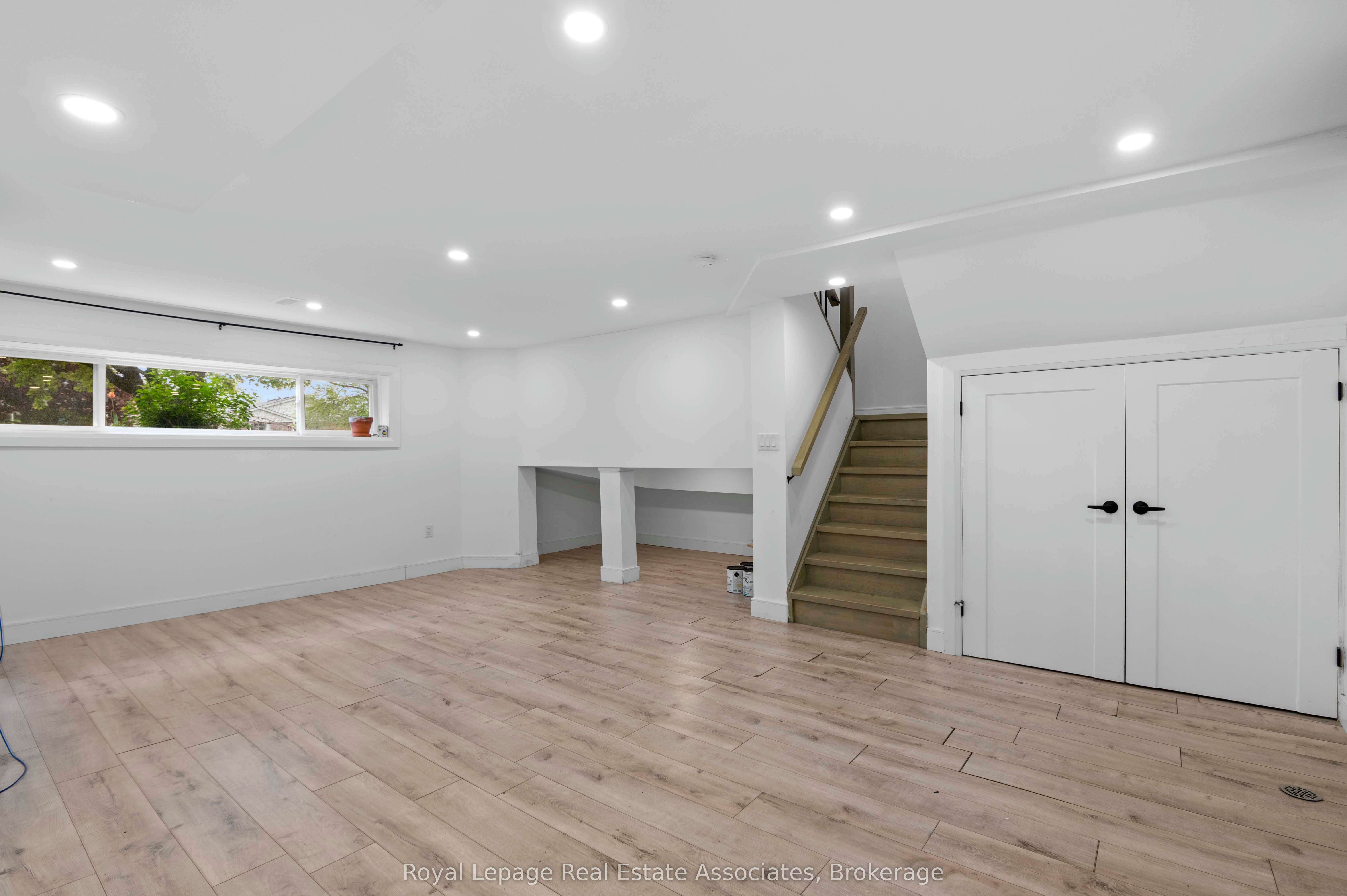 1236 Avonlea Road Property Photo 29