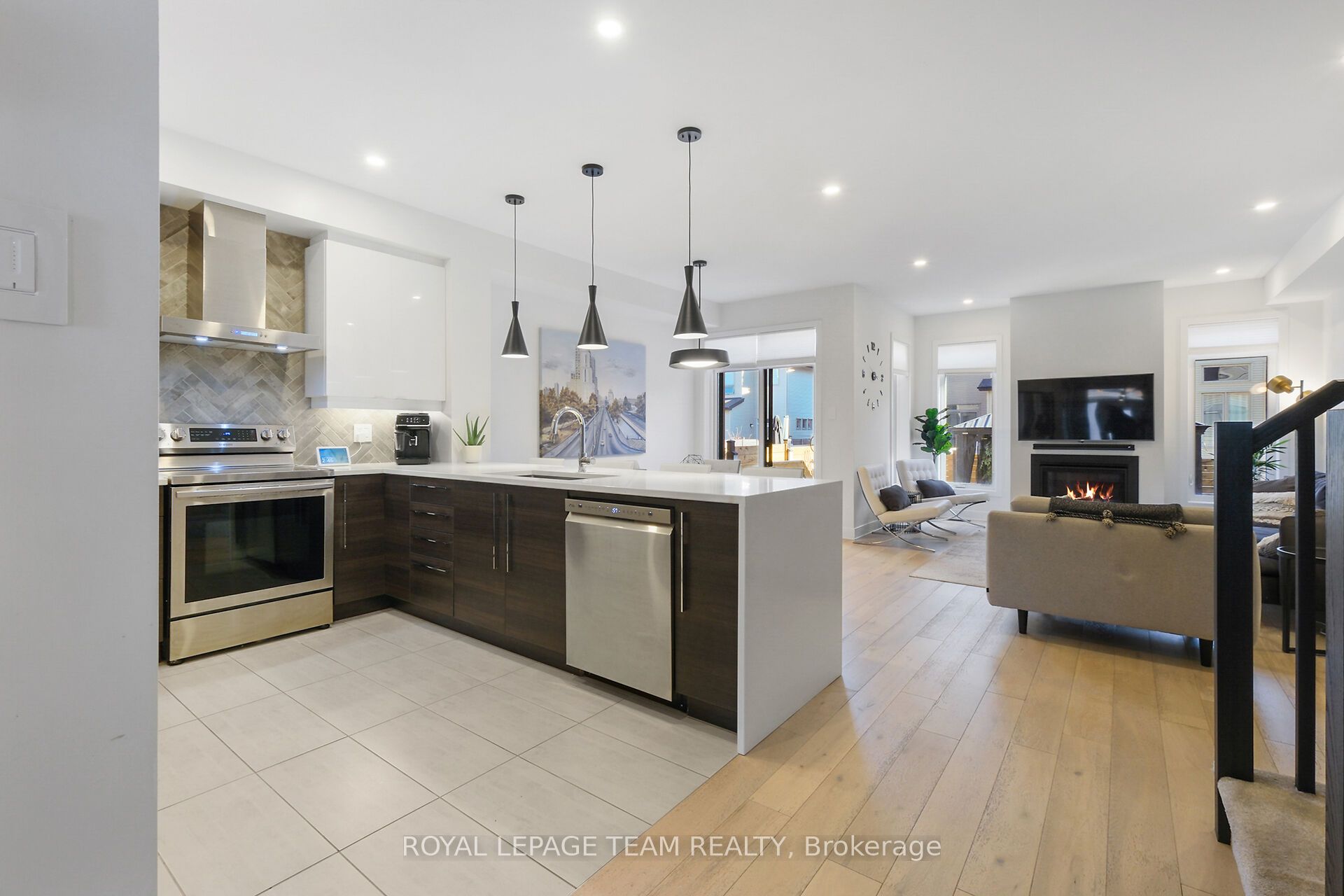 93 Warrior Street Property Photo 11