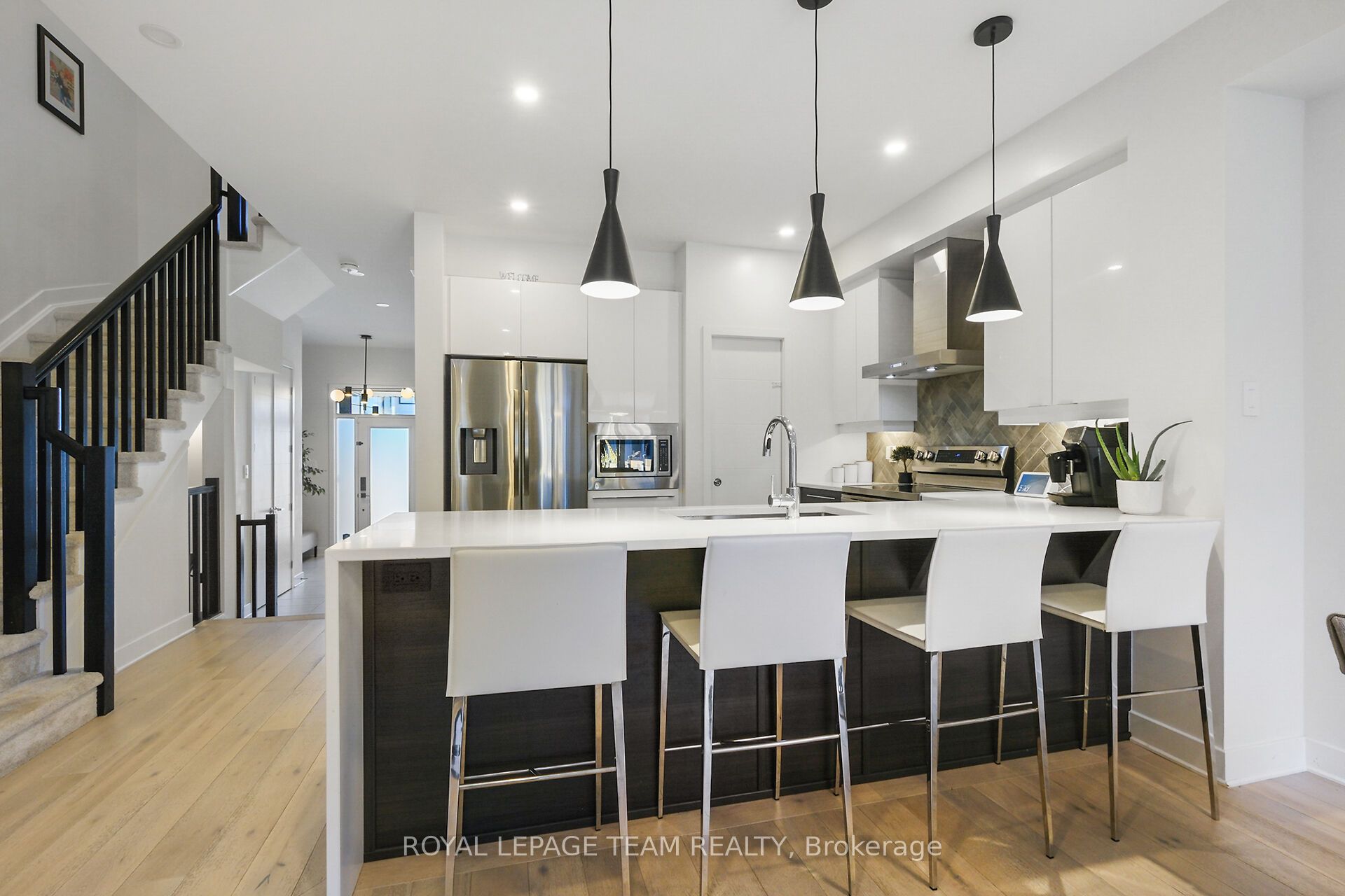 93 Warrior Street Property Photo 13