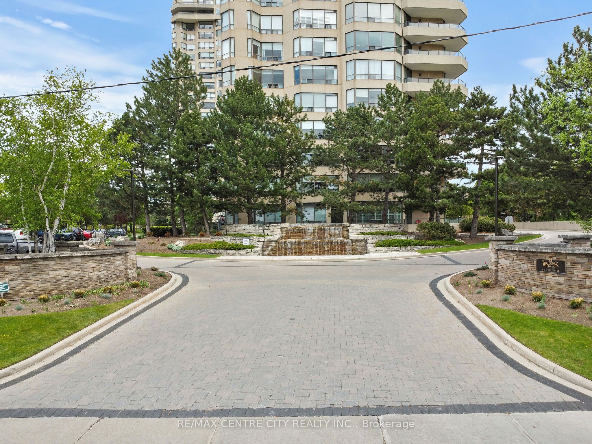 4 Willow Street 808 Property Photo 1