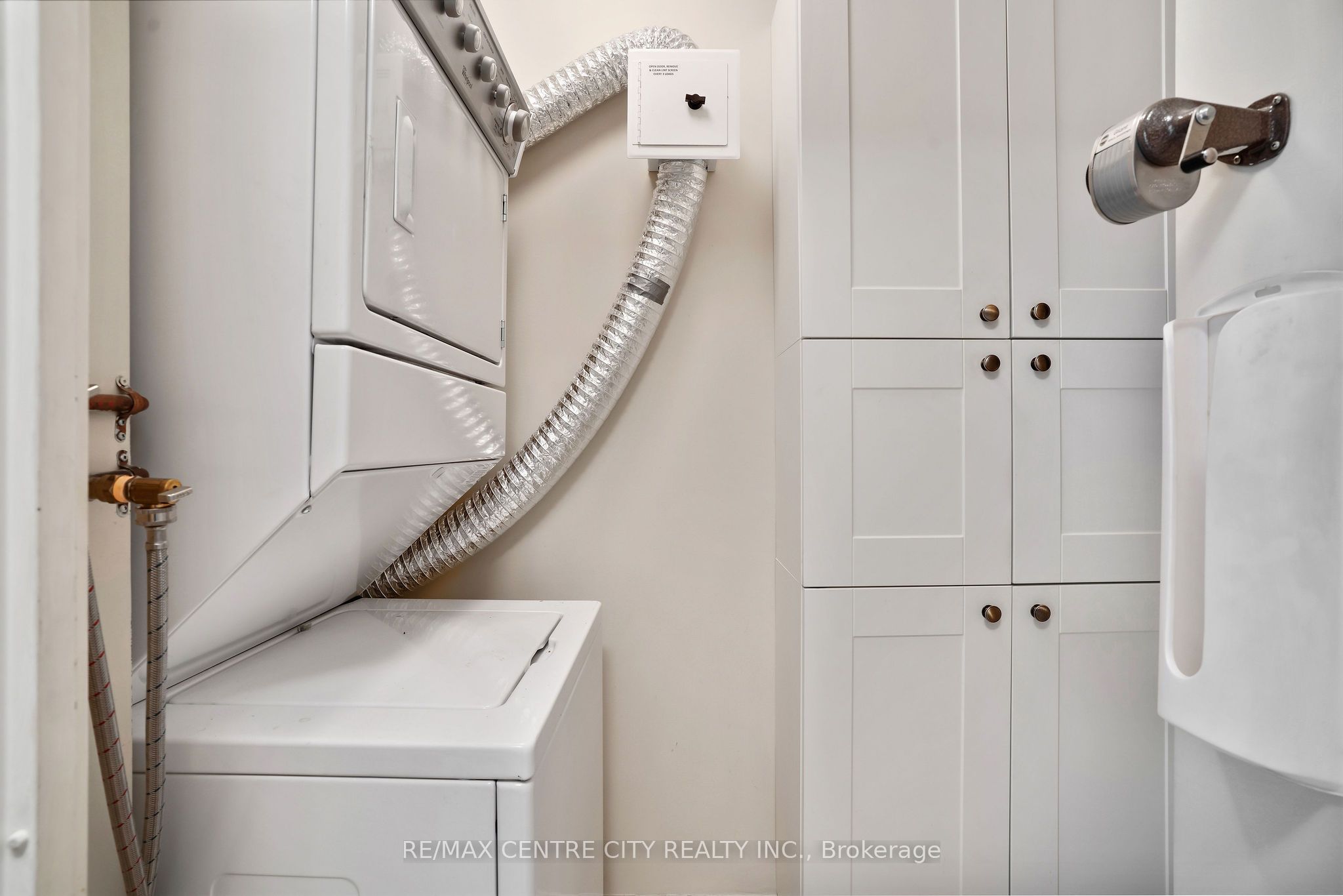 4 Willow Street 808 Property Photo 8