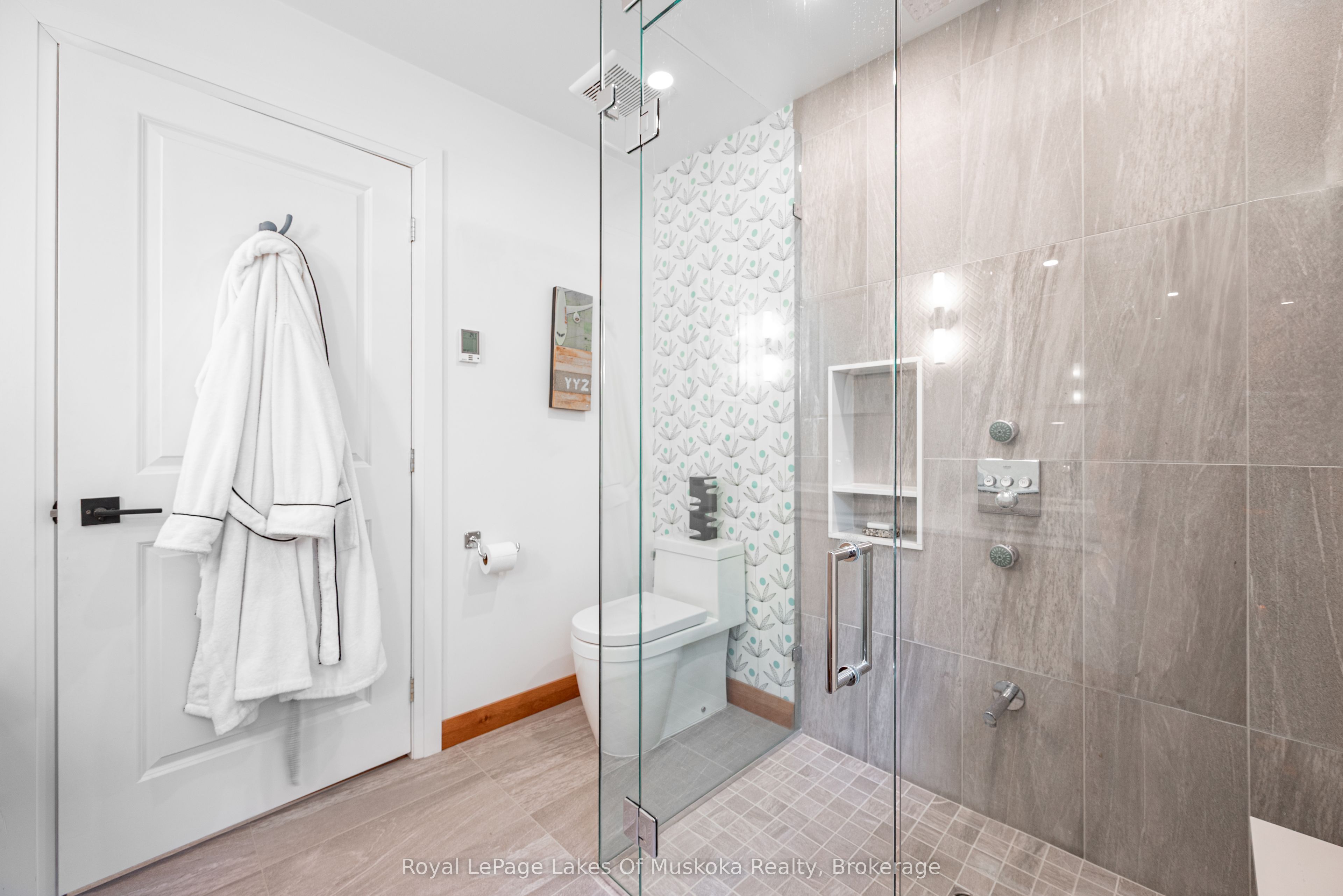 30 Forest Road Property Photo 27