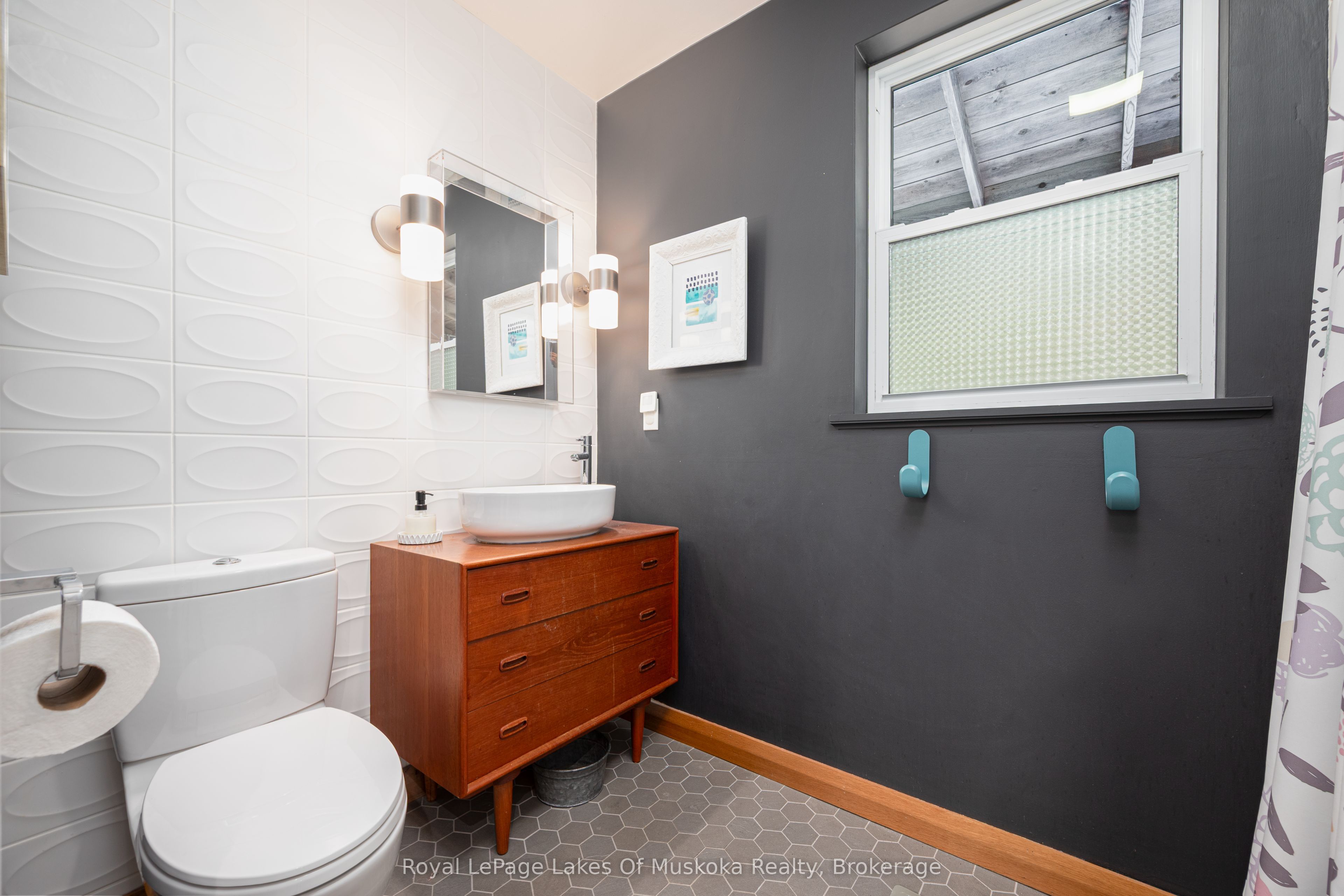 30 Forest Road Property Photo 35