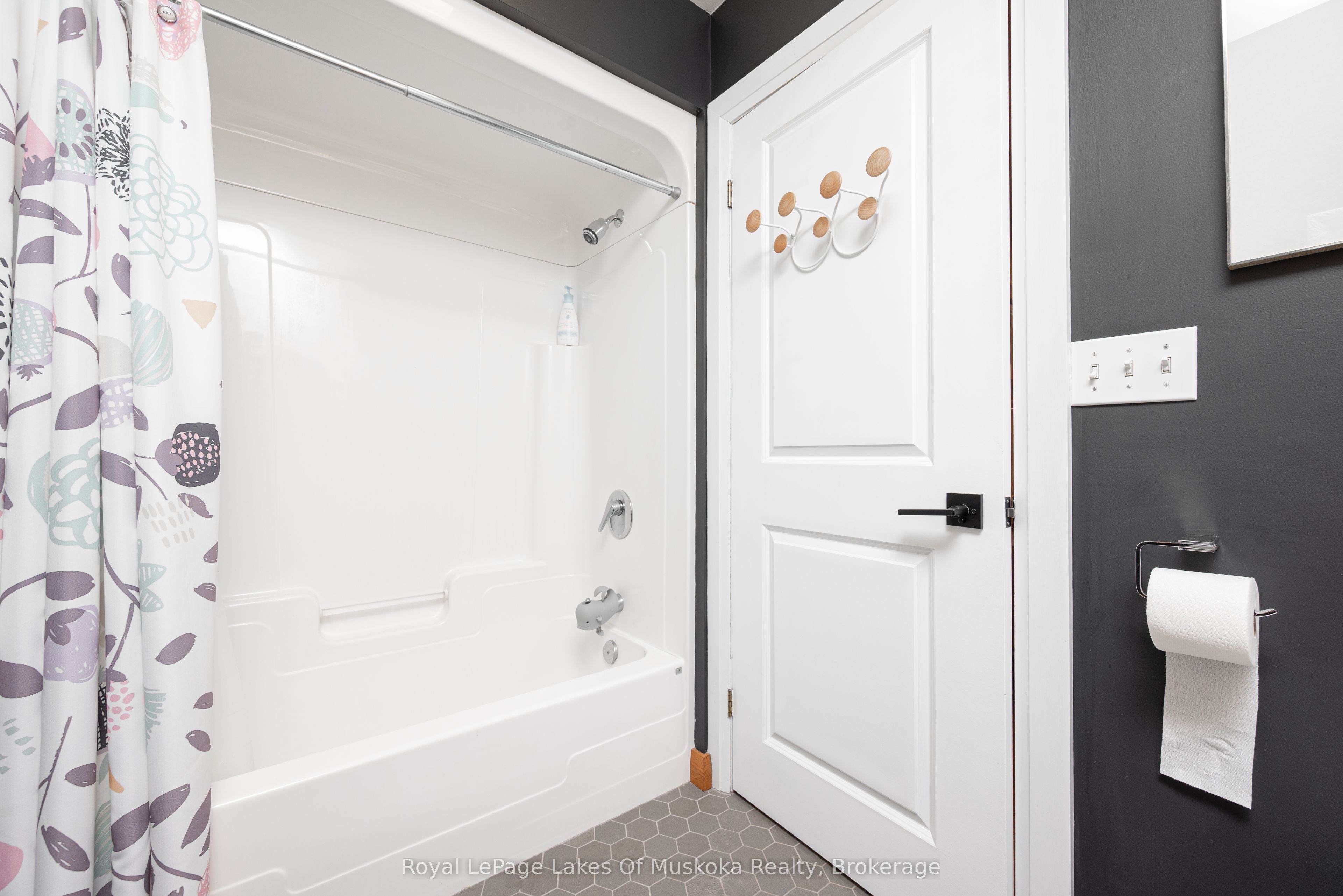 30 Forest Road Property Photo 36