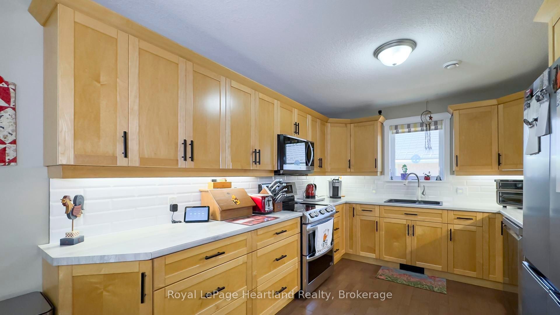 39 Balvina Drive W Property Photo 13