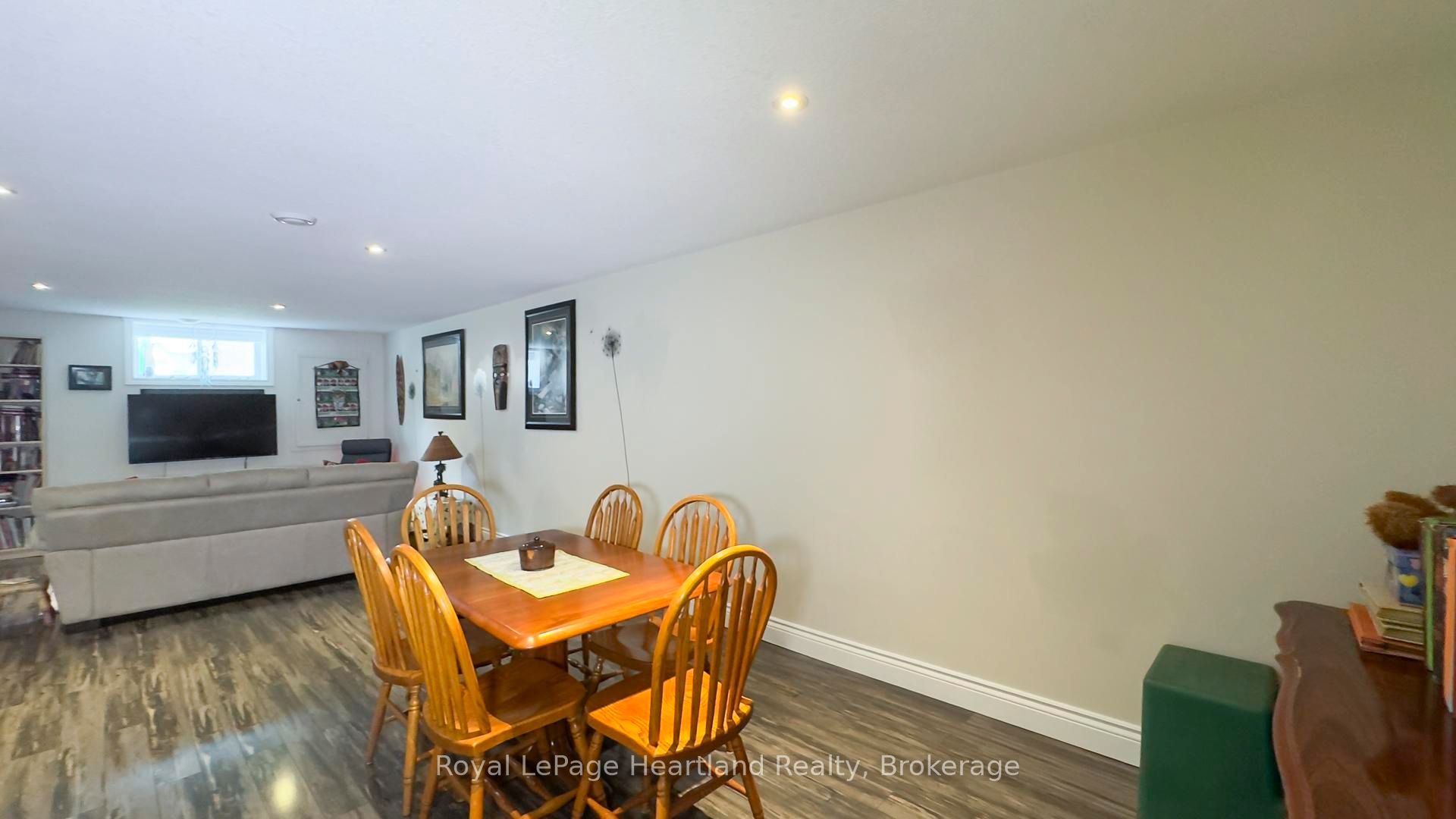 39 Balvina Drive W Property Photo 32