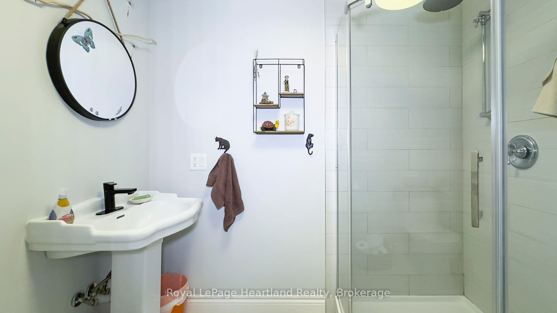 39 Balvina Drive W Property Photo 34