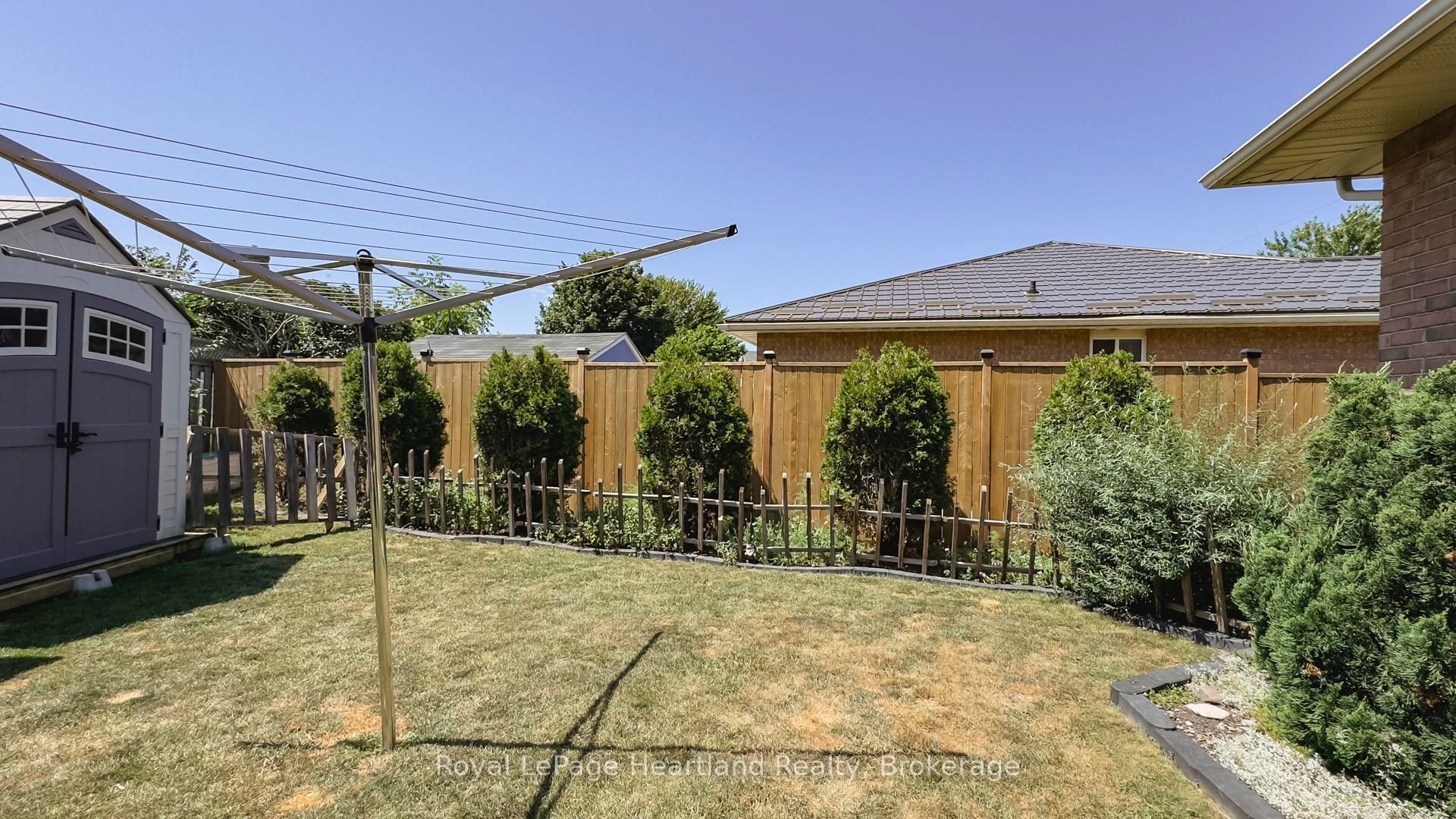 39 Balvina Drive W Property Photo 42