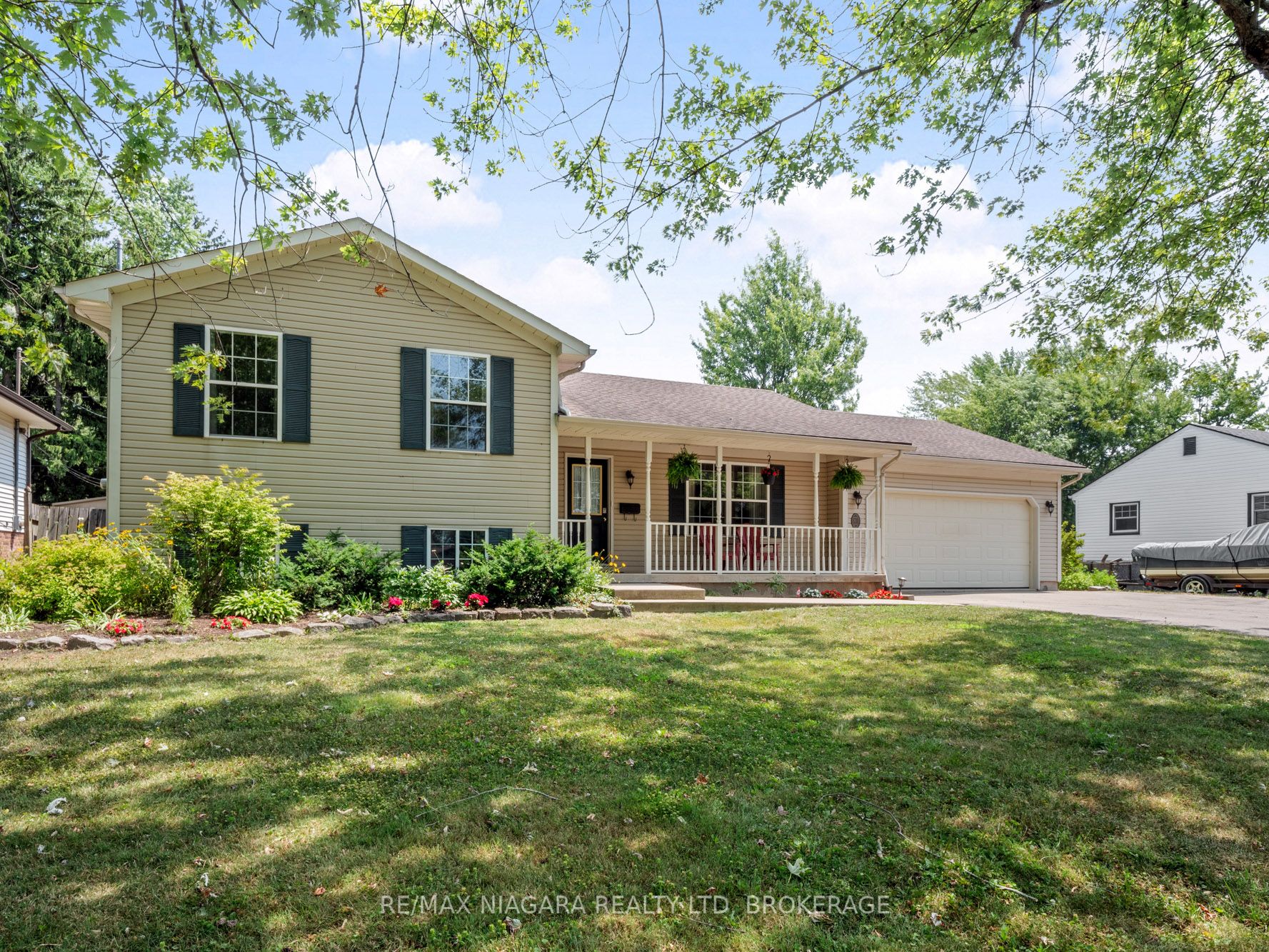 630 Scott Avenue Property Photo 1
