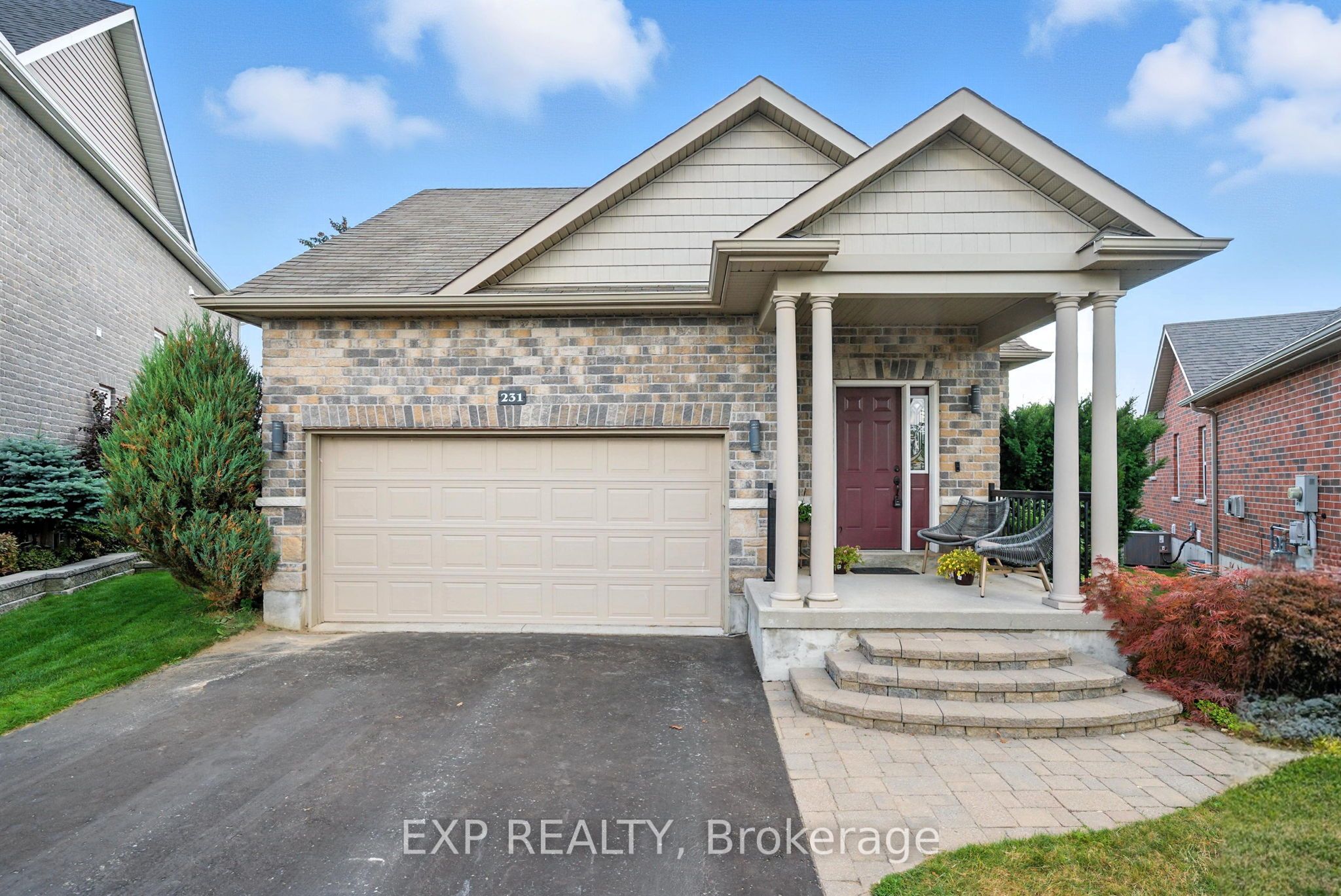 231 Rollings Street Property Photo 1