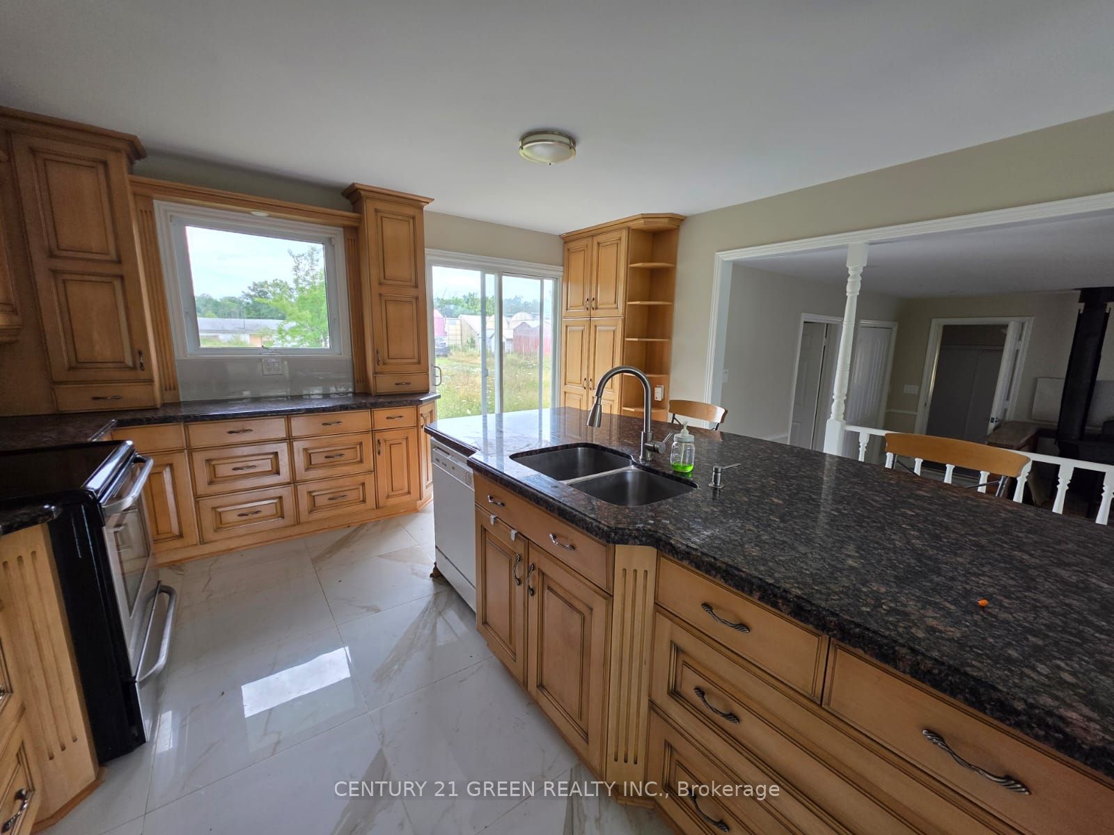 418 Mountain Road Property Photo 4
