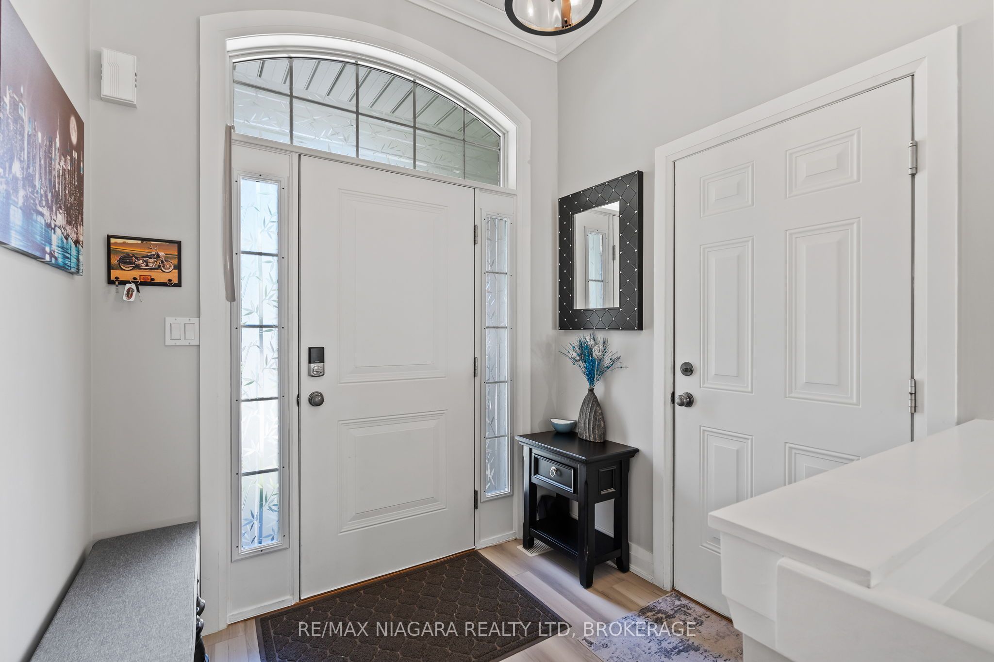 7 Gibson Place 35 Property Photo 5