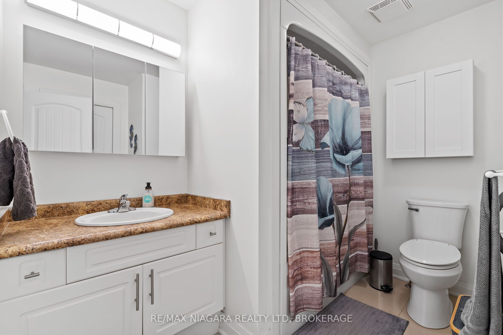 7 Gibson Place 35 Property Photo 7