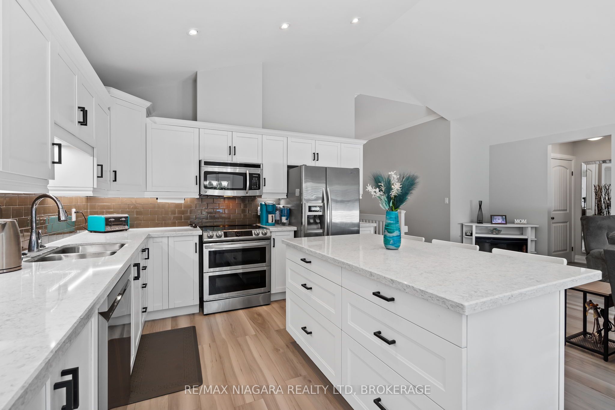 7 Gibson Place 35 Property Photo 13