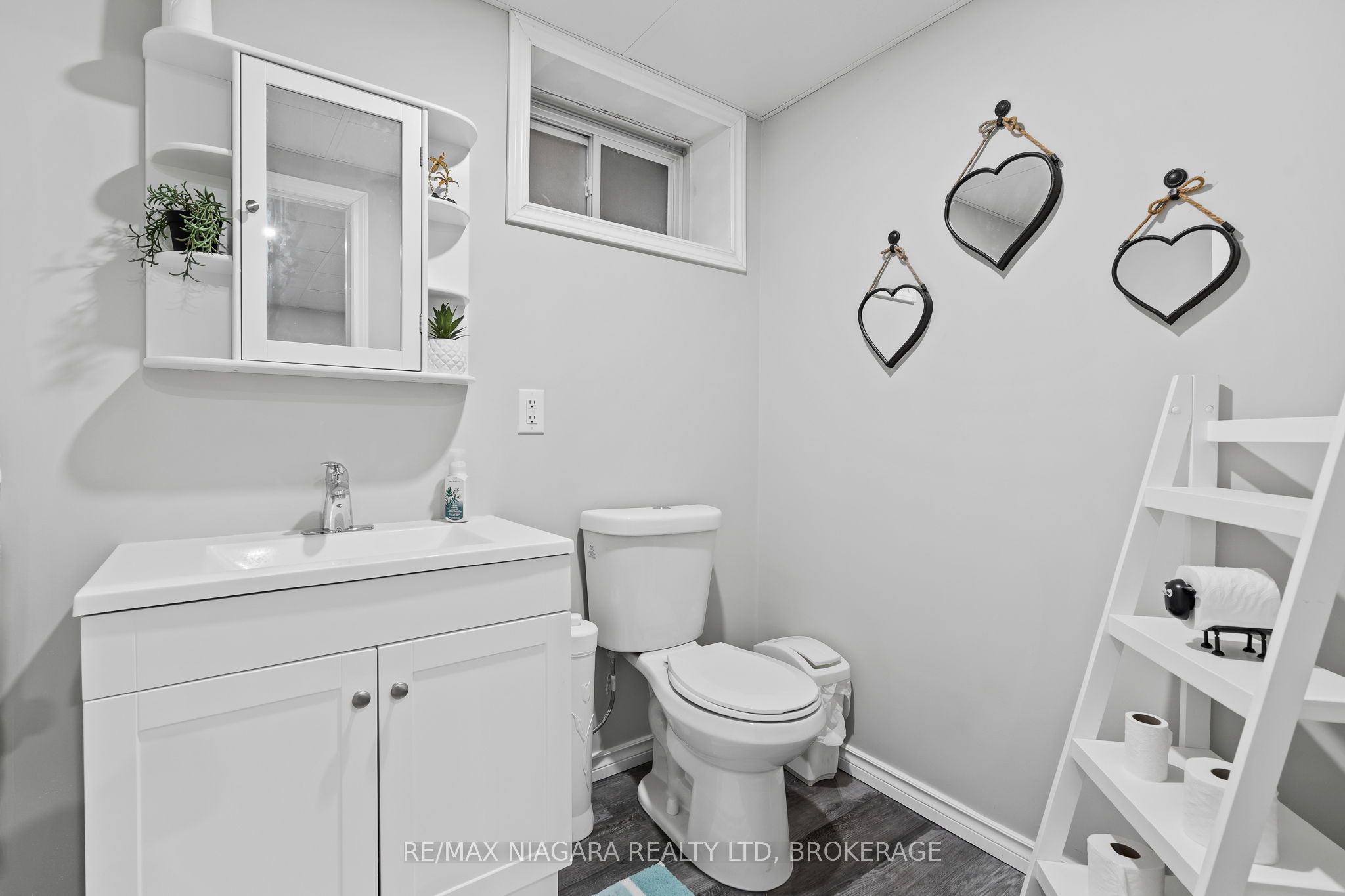 7 Gibson Place 35 Property Photo 25