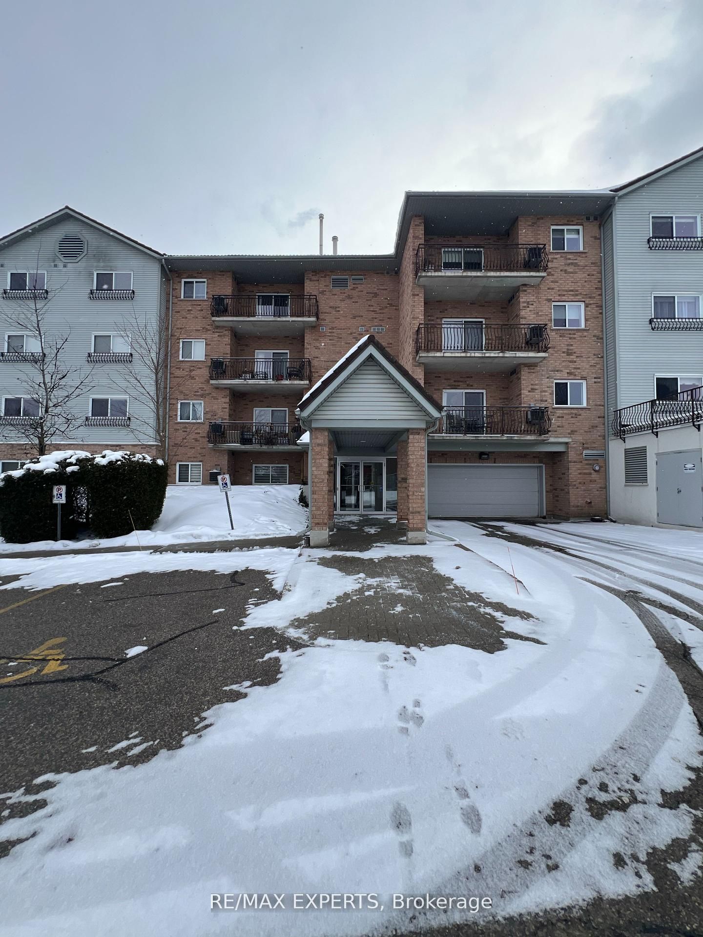 345 Briarmeadow Drive 404 Property Photo 3