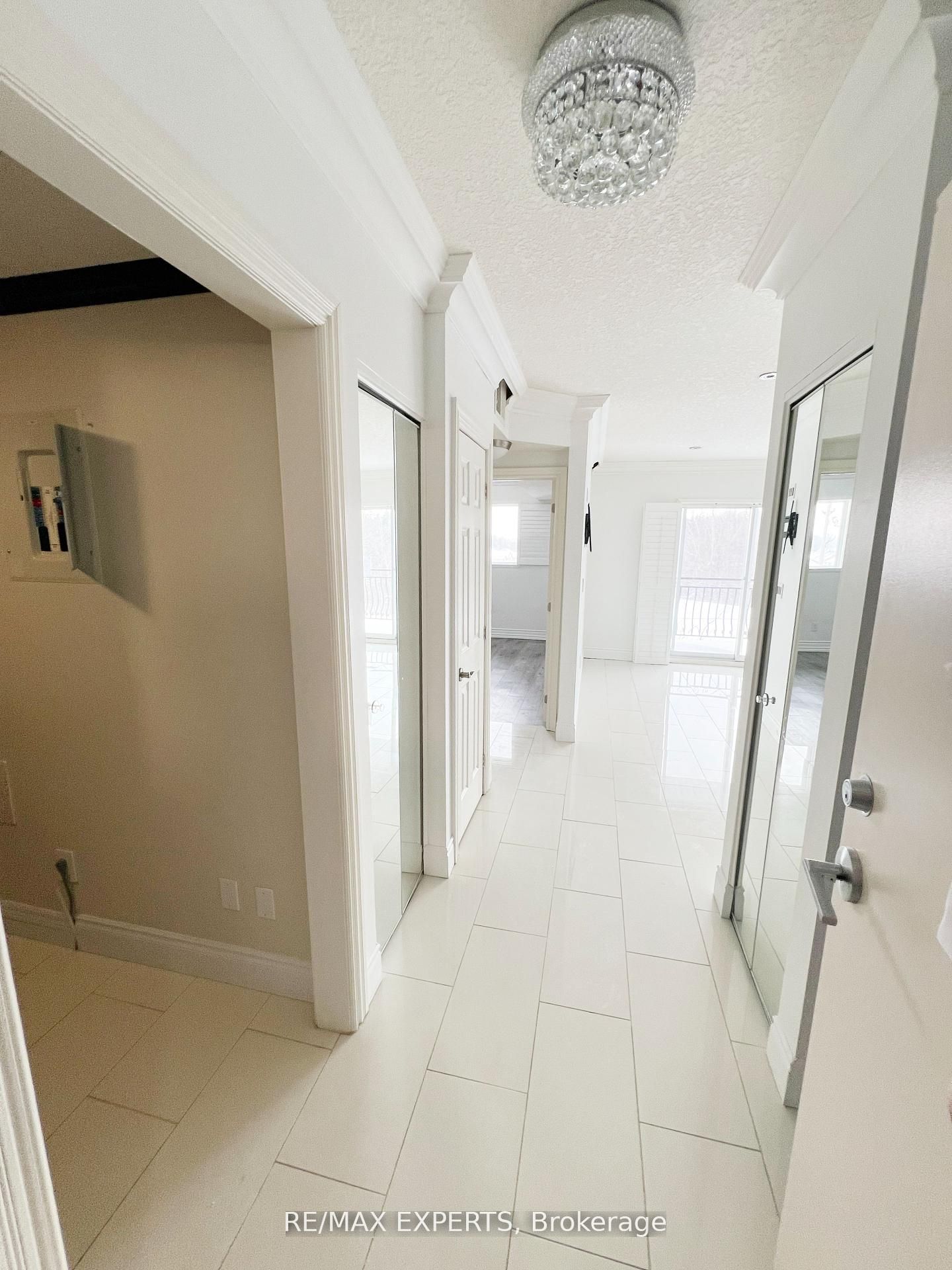 345 Briarmeadow Drive 404 Property Photo 8