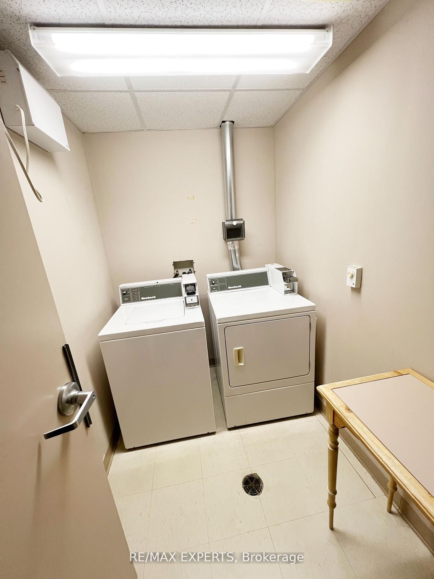 345 Briarmeadow Drive 404 Property Photo 23